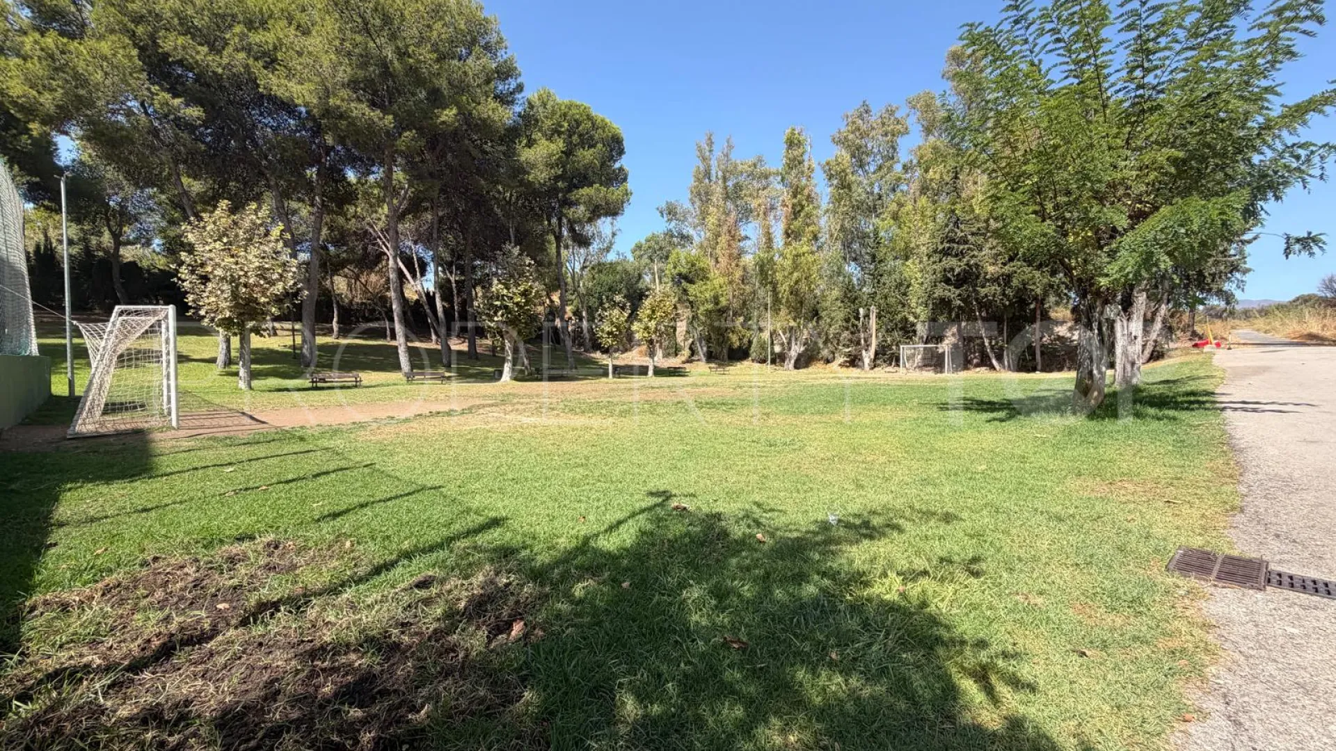 Local comercial en venta en Parque Antena