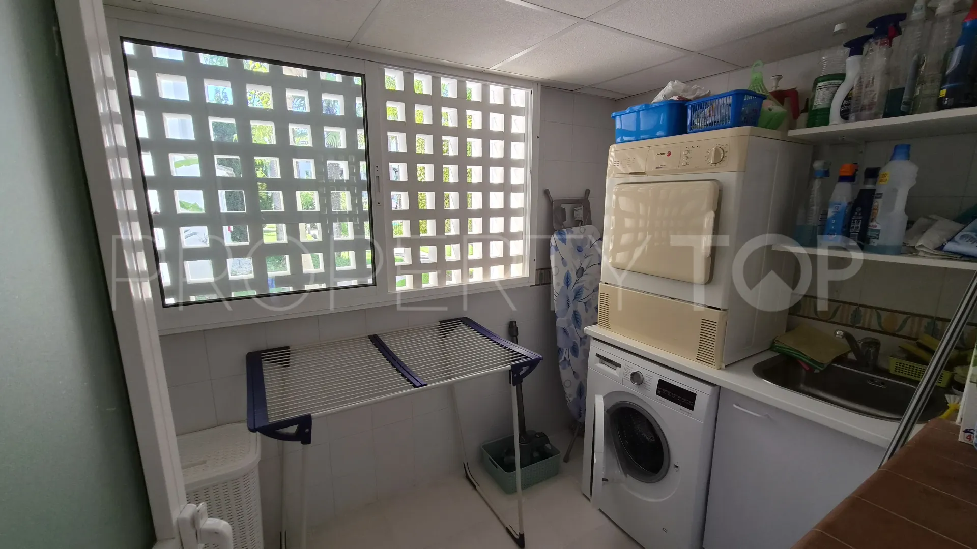 Costalita, apartamento planta baja con 3 dormitorios a la venta