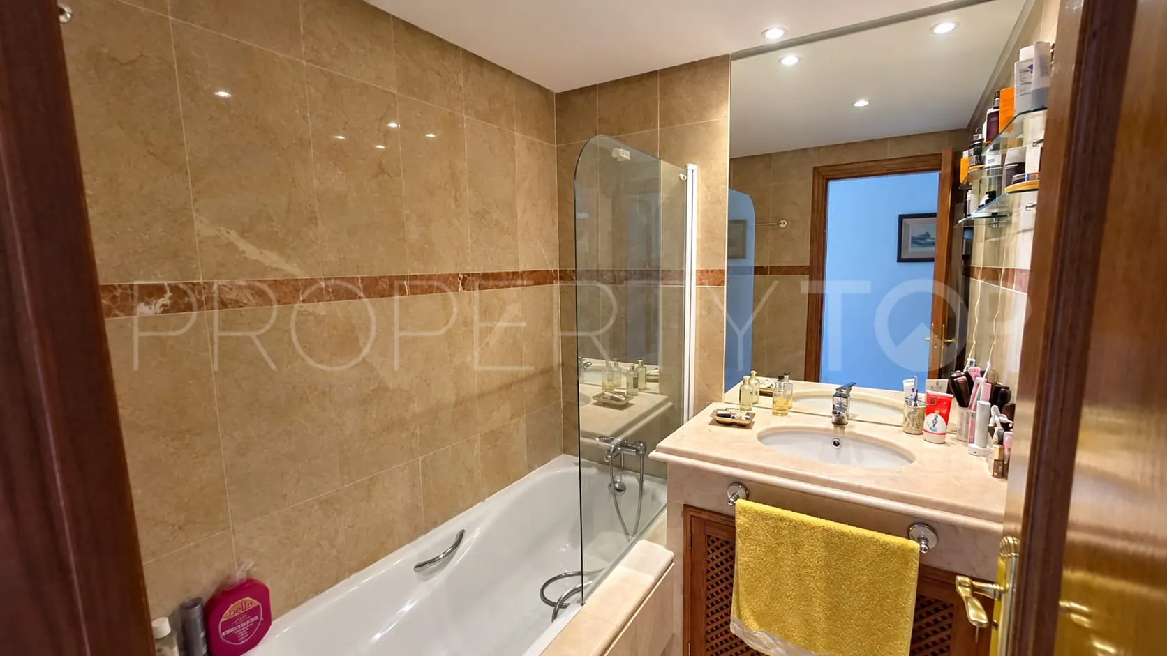 Costalita, apartamento planta baja con 3 dormitorios a la venta