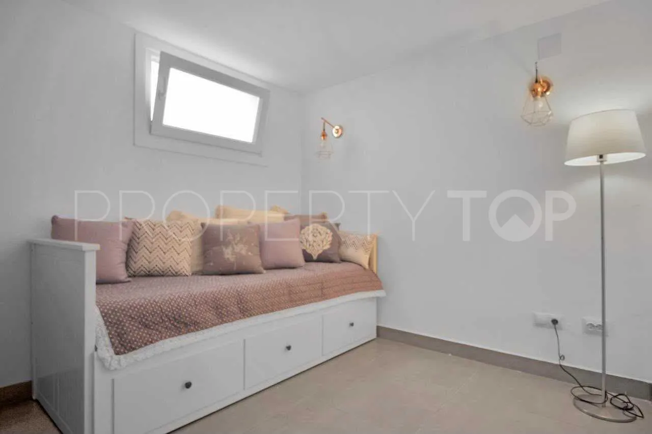 Doña Julia town house for sale