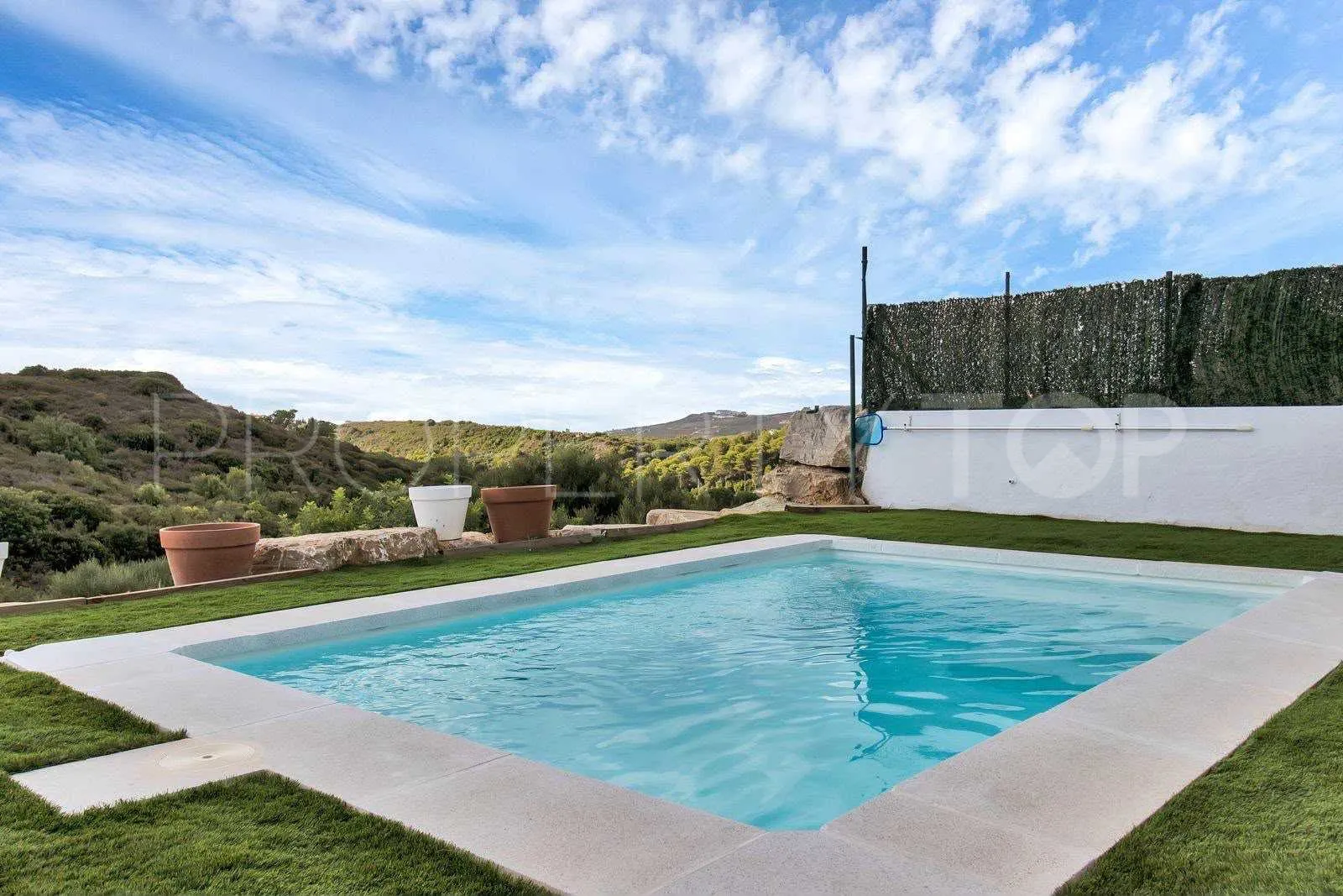 Doña Julia town house for sale