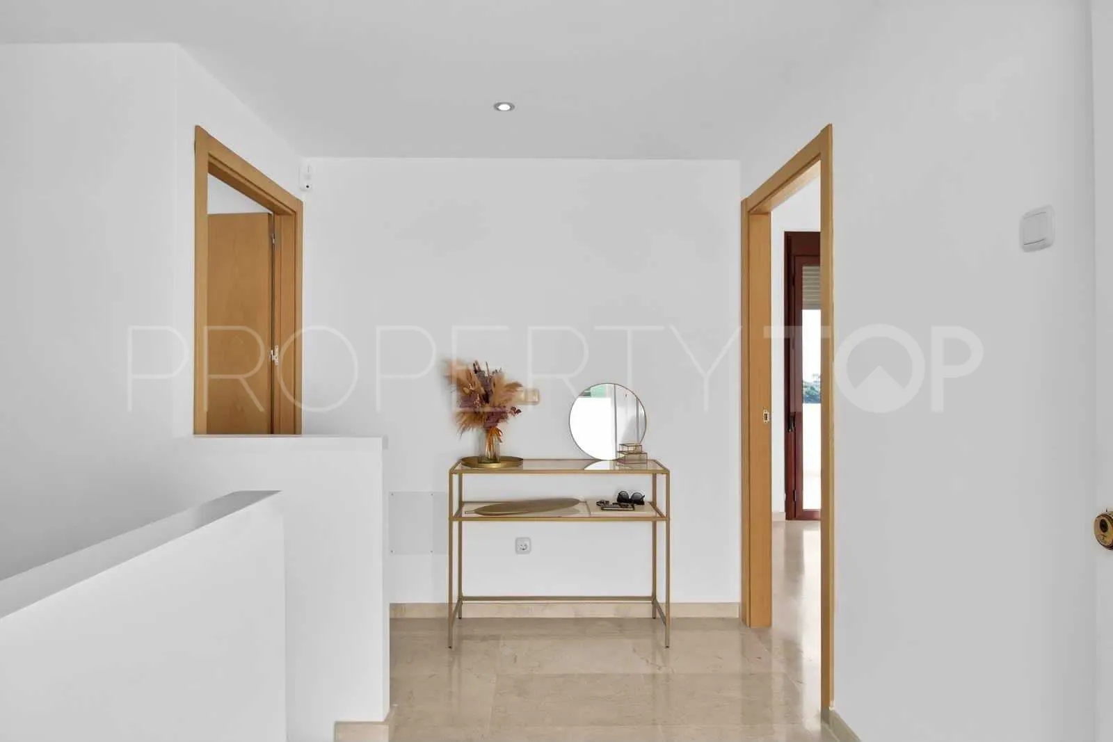 Doña Julia town house for sale
