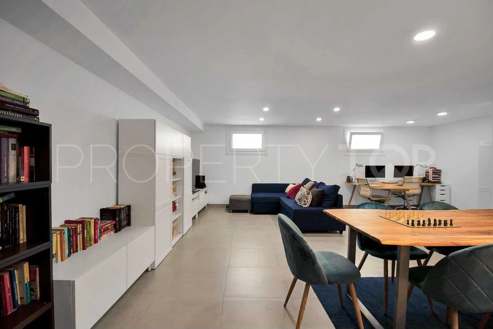 Doña Julia town house for sale