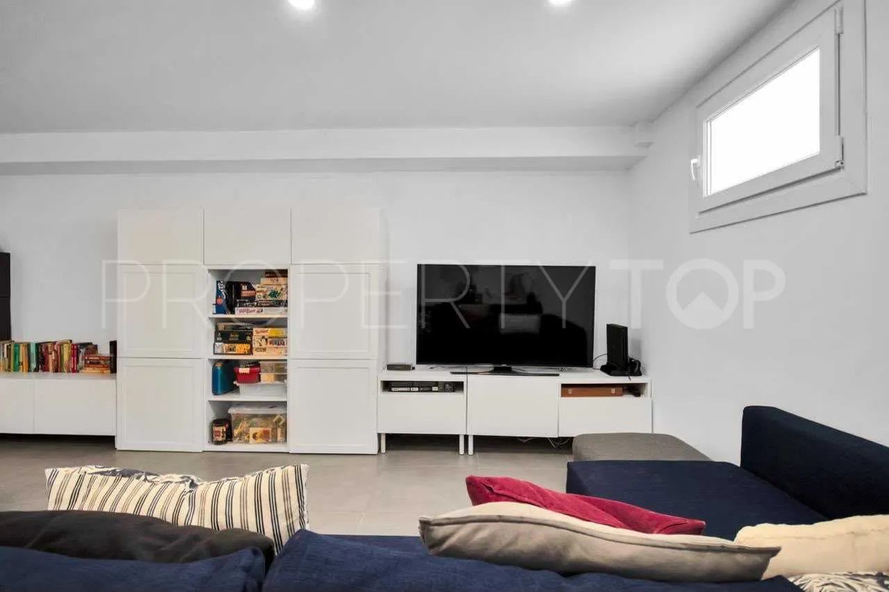 Doña Julia town house for sale