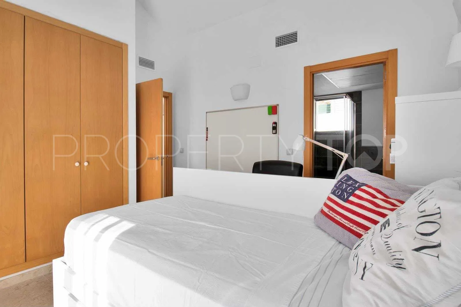 Doña Julia town house for sale