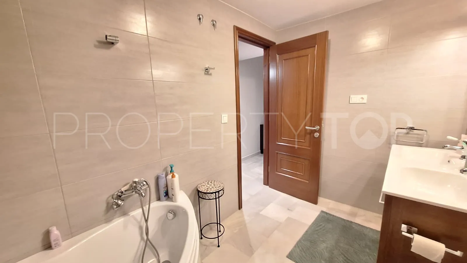 Apartamento en venta en Arena Beach con 2 dormitorios