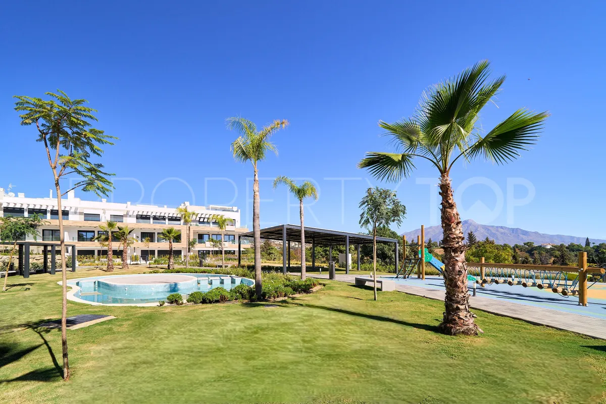 Apartamento a la venta de 3 dormitorios en Benatalaya