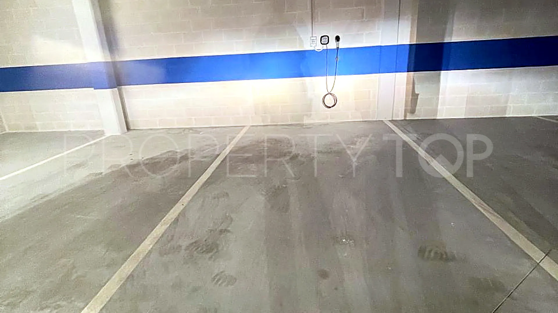 Apartamento a la venta de 3 dormitorios en Benatalaya