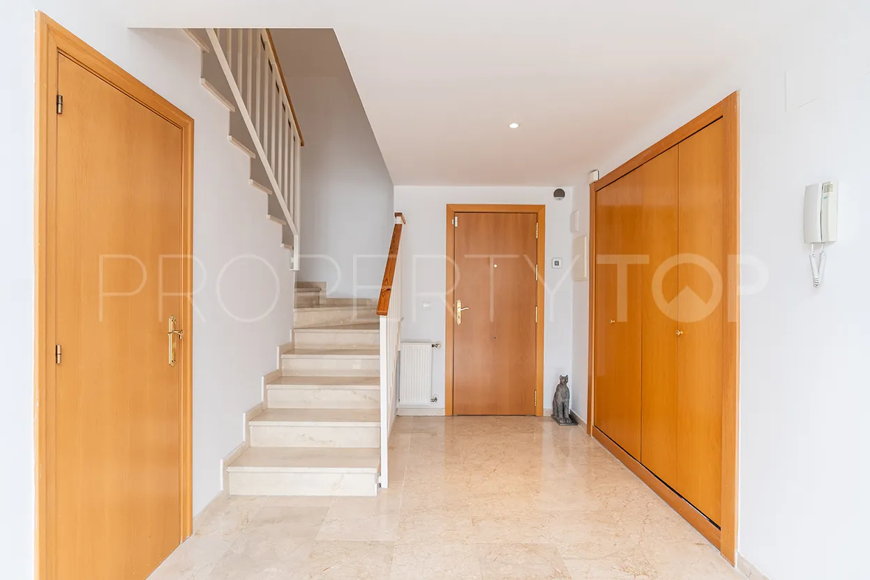 For sale duplex penthouse in Guadalmina Alta