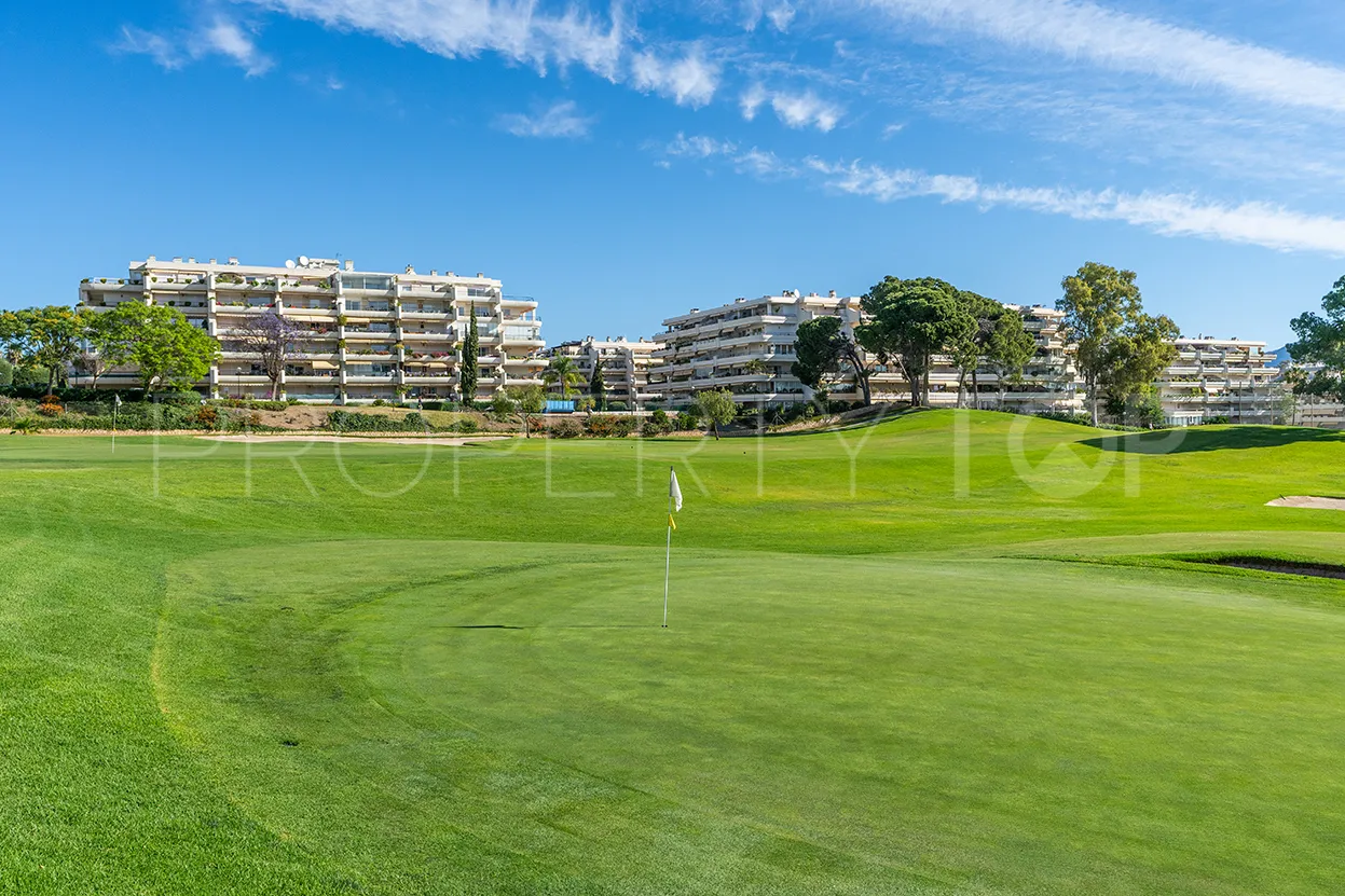For sale duplex penthouse in Guadalmina Alta