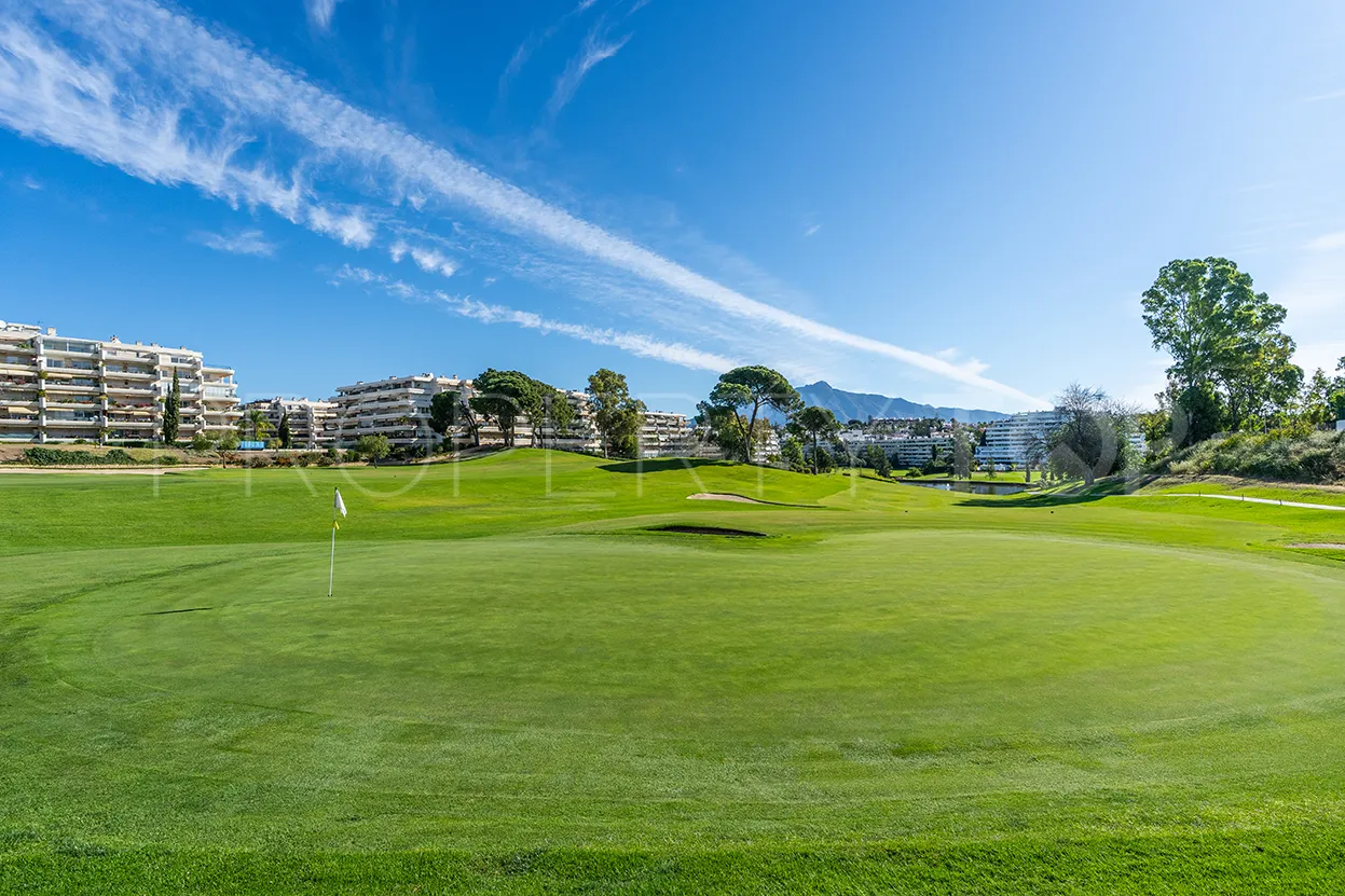For sale duplex penthouse in Guadalmina Alta