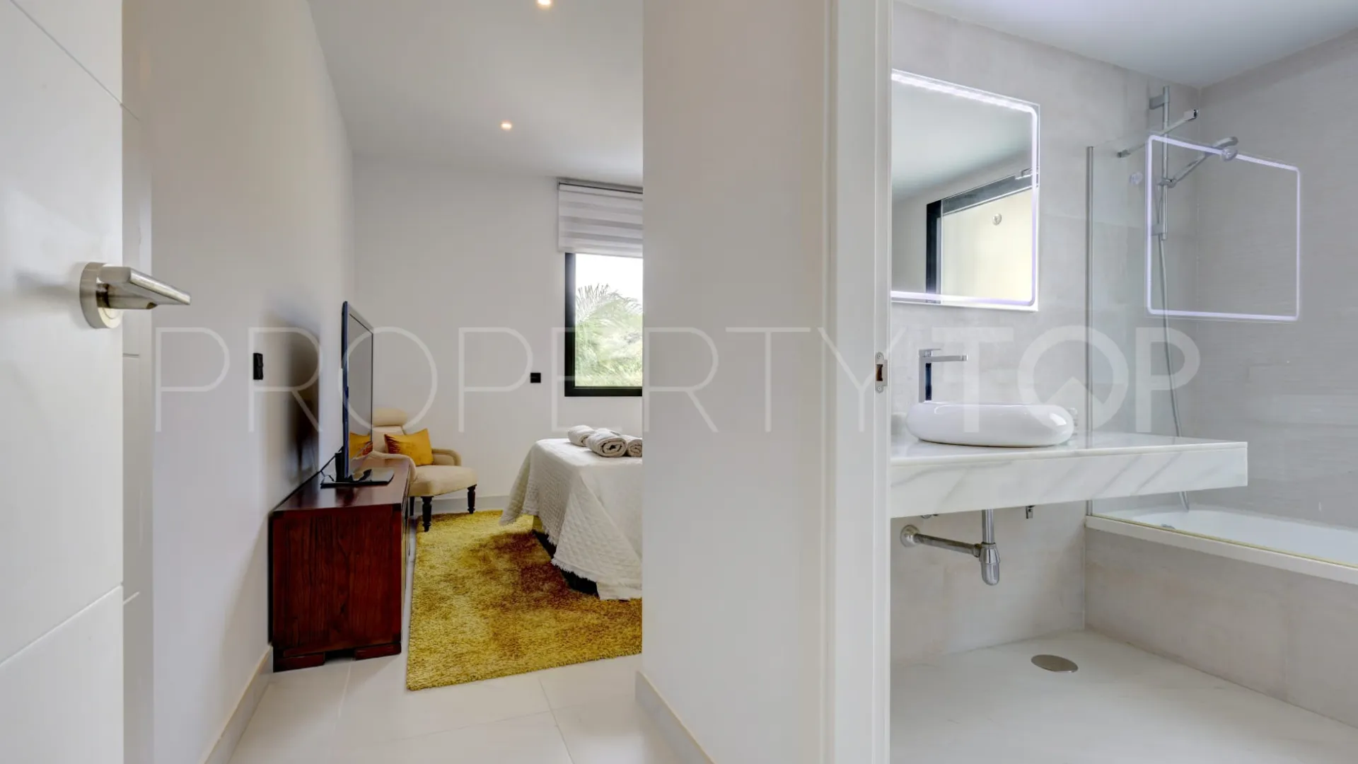 For sale apartment in Mirador de Estepona Hills