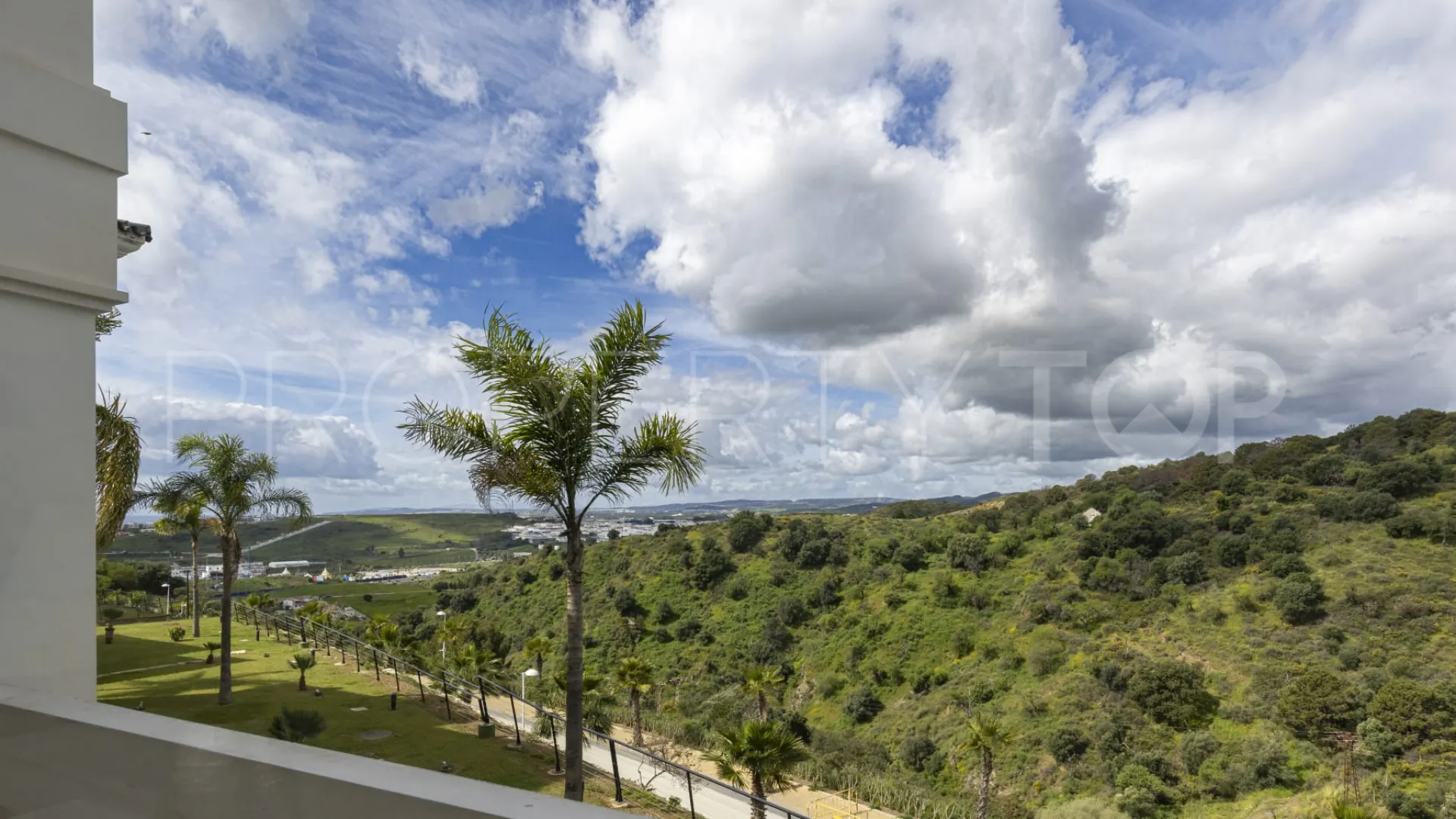 For sale apartment in Mirador de Estepona Hills