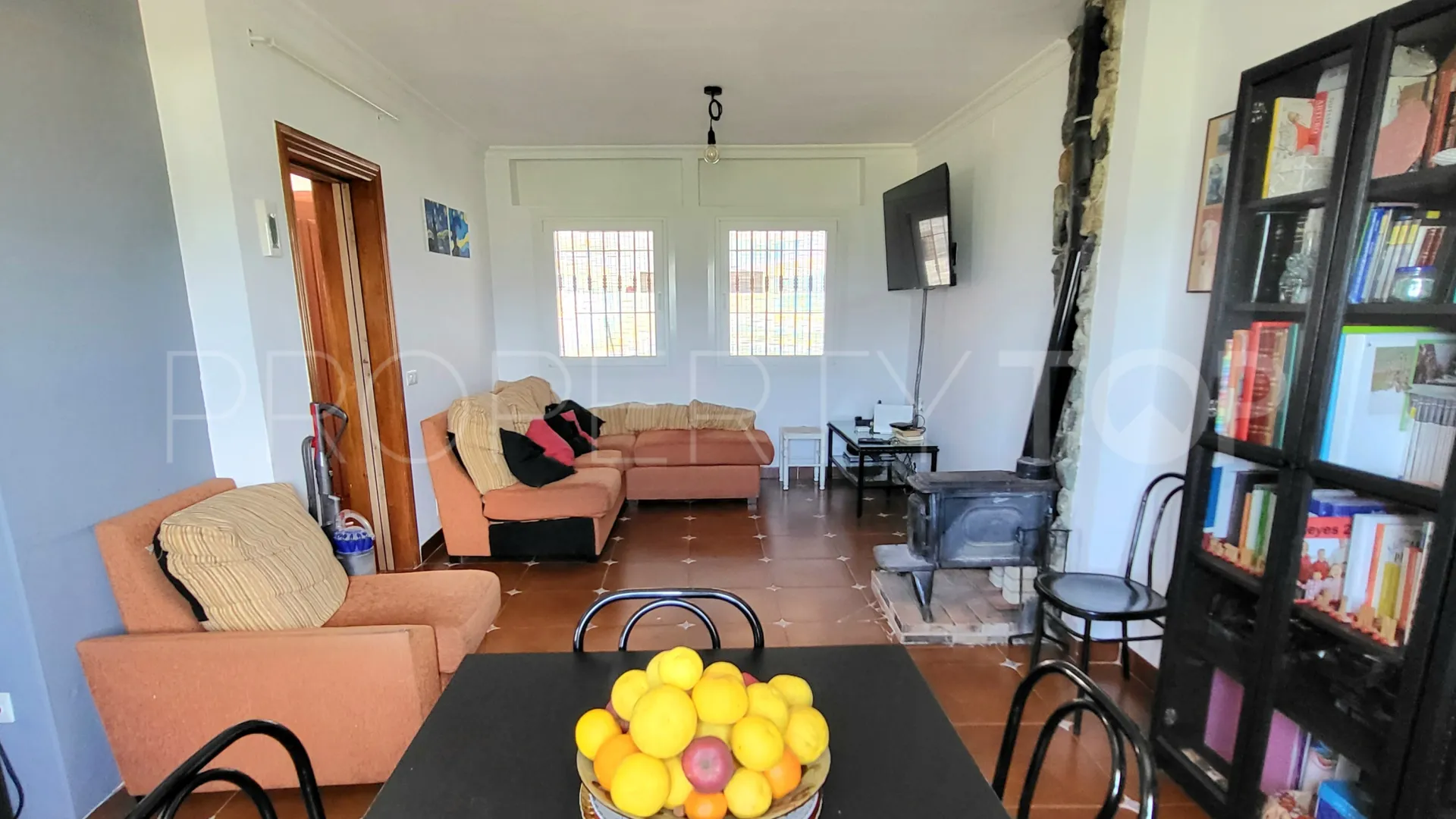 Pareado de 4 dormitorios en venta en Manilva Pueblo