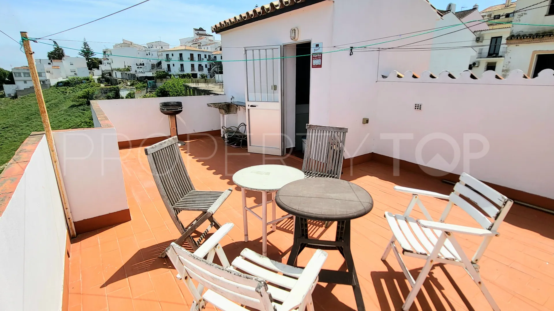Pareado de 4 dormitorios en venta en Manilva Pueblo