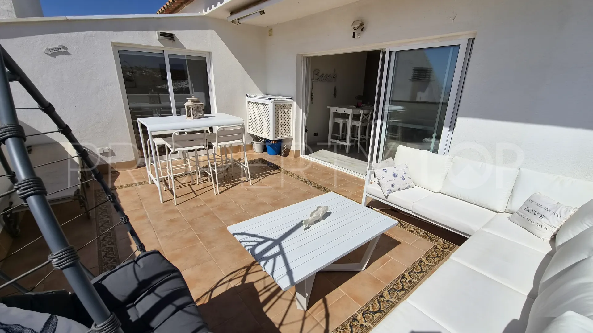 2 bedrooms apartment in Bahía de Estepona for sale