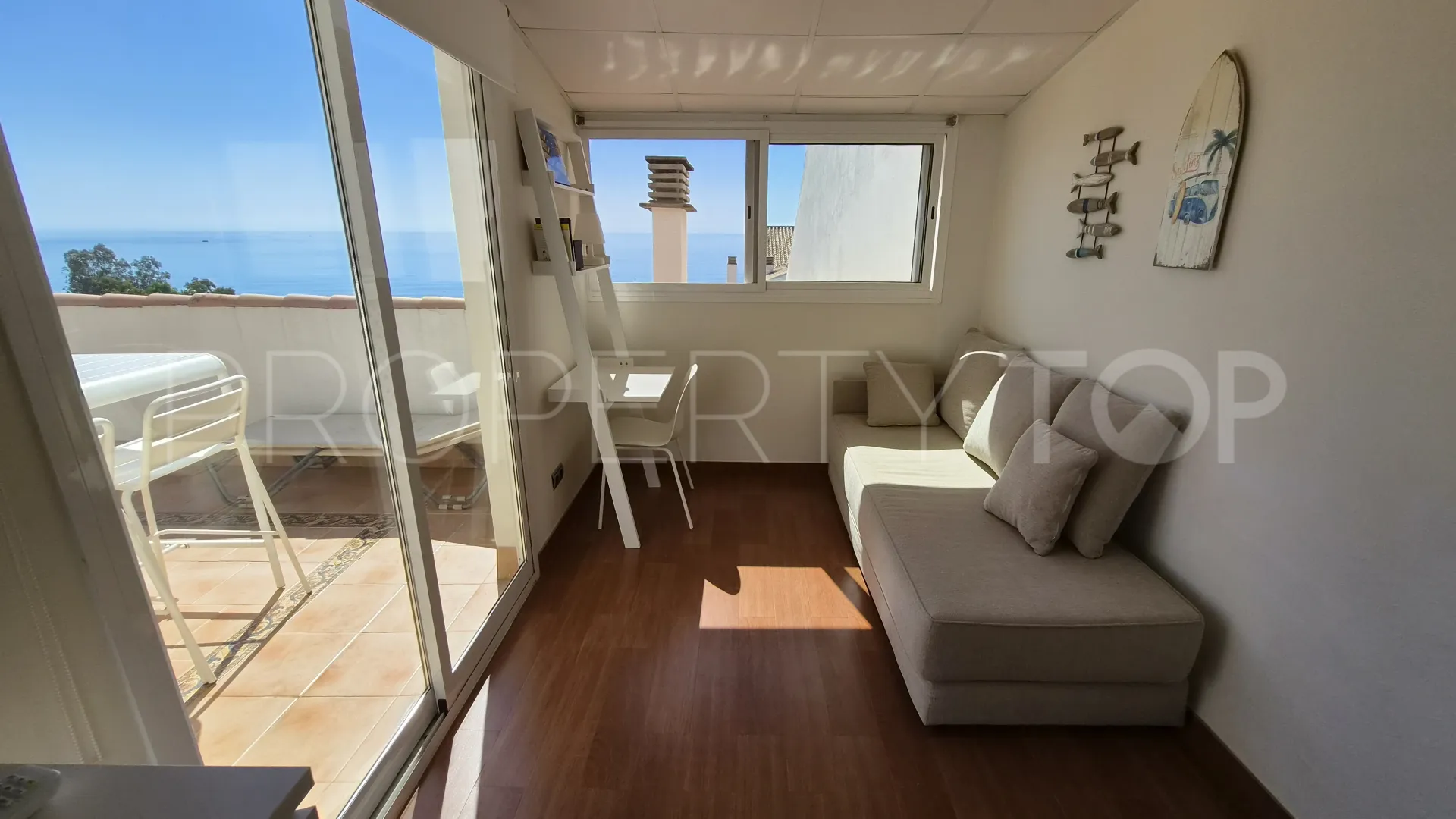 2 bedrooms apartment in Bahía de Estepona for sale