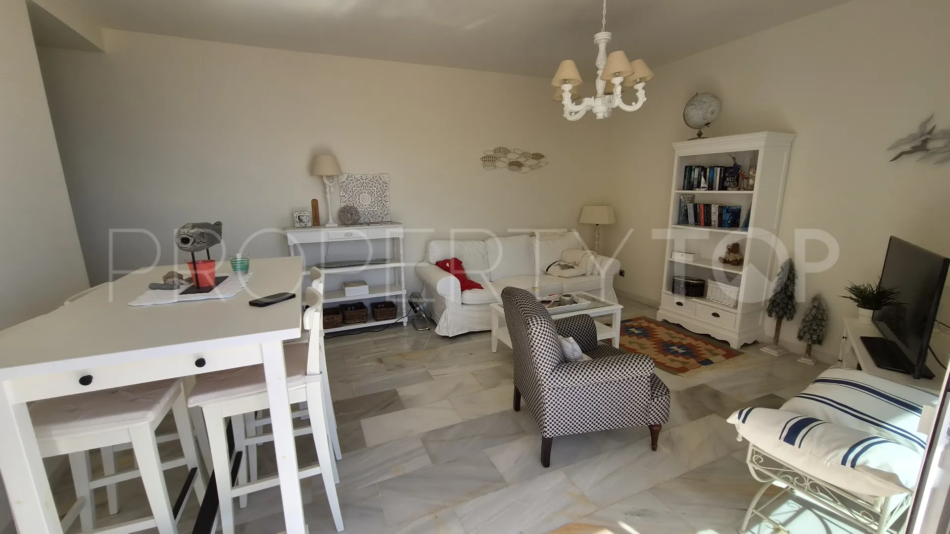 2 bedrooms apartment in Bahía de Estepona for sale