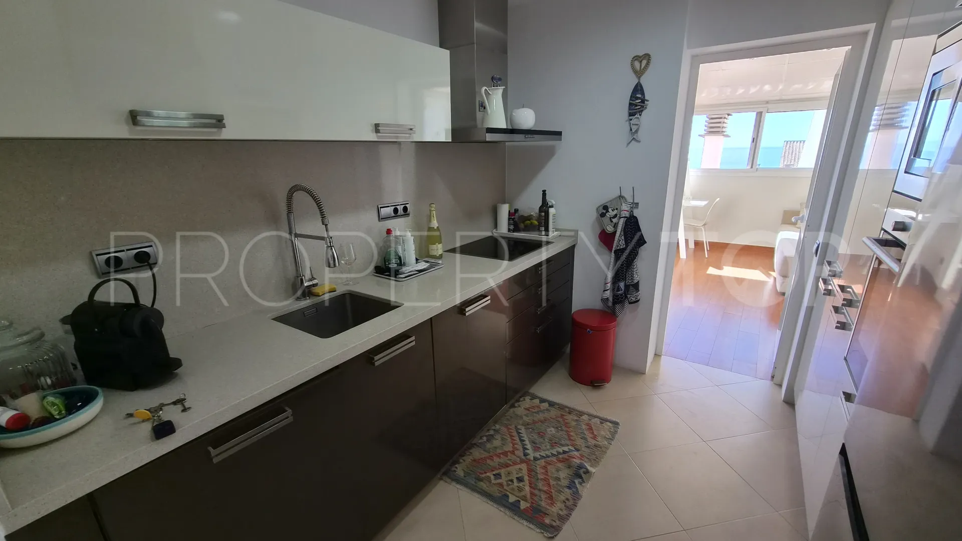2 bedrooms apartment in Bahía de Estepona for sale