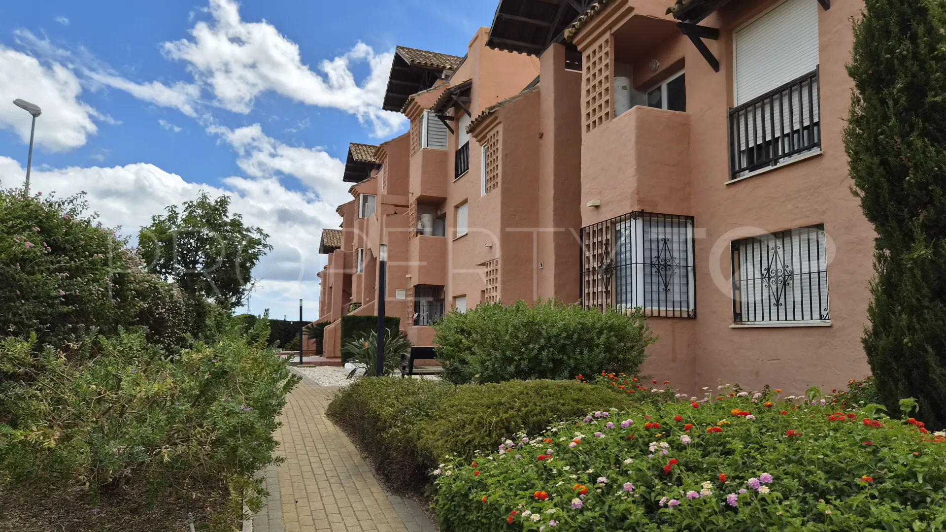 For sale ground floor apartment in Casares del Sol - Casares Golf with 2 bedrooms