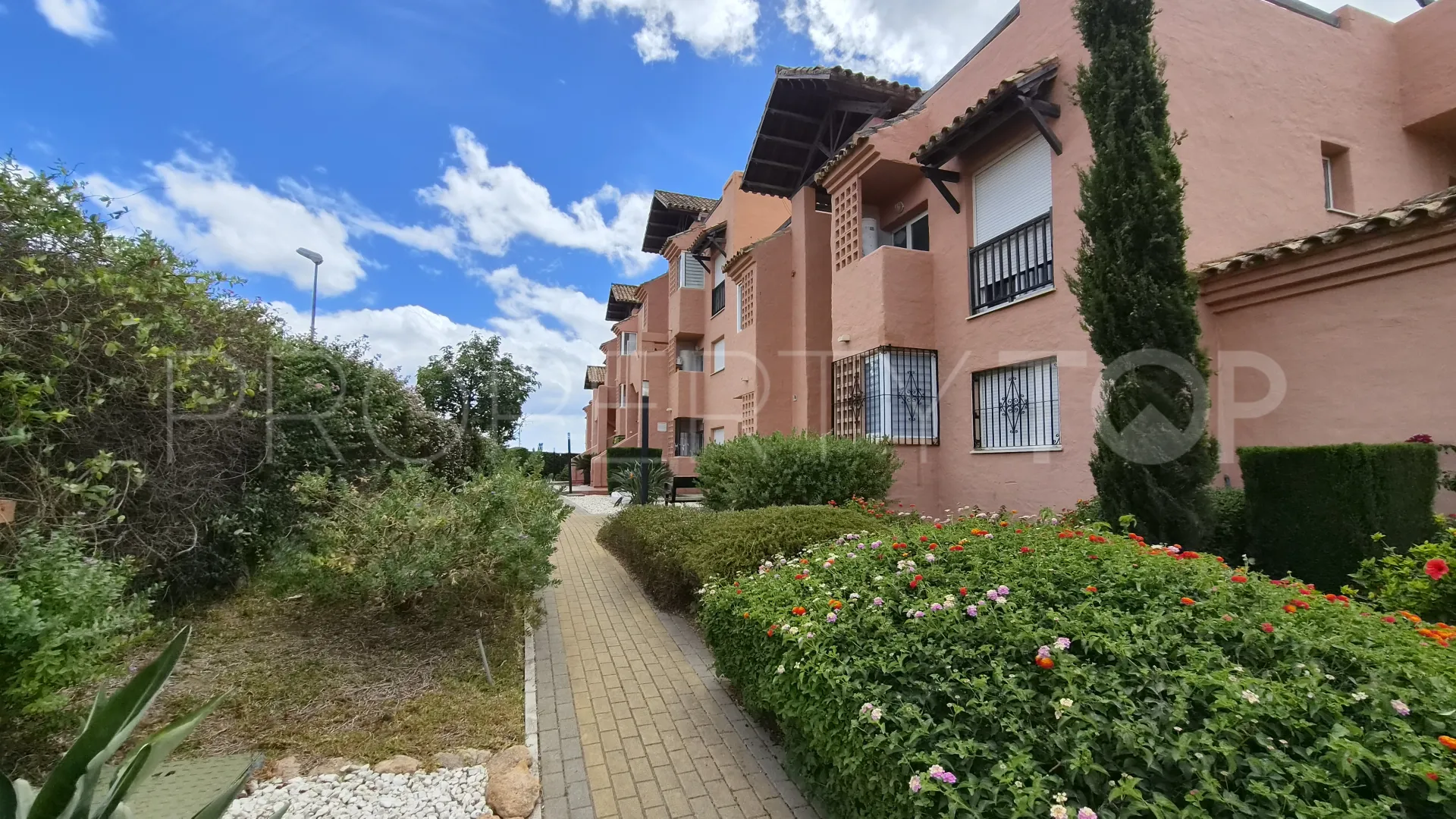 For sale ground floor apartment in Casares del Sol - Casares Golf with 2 bedrooms