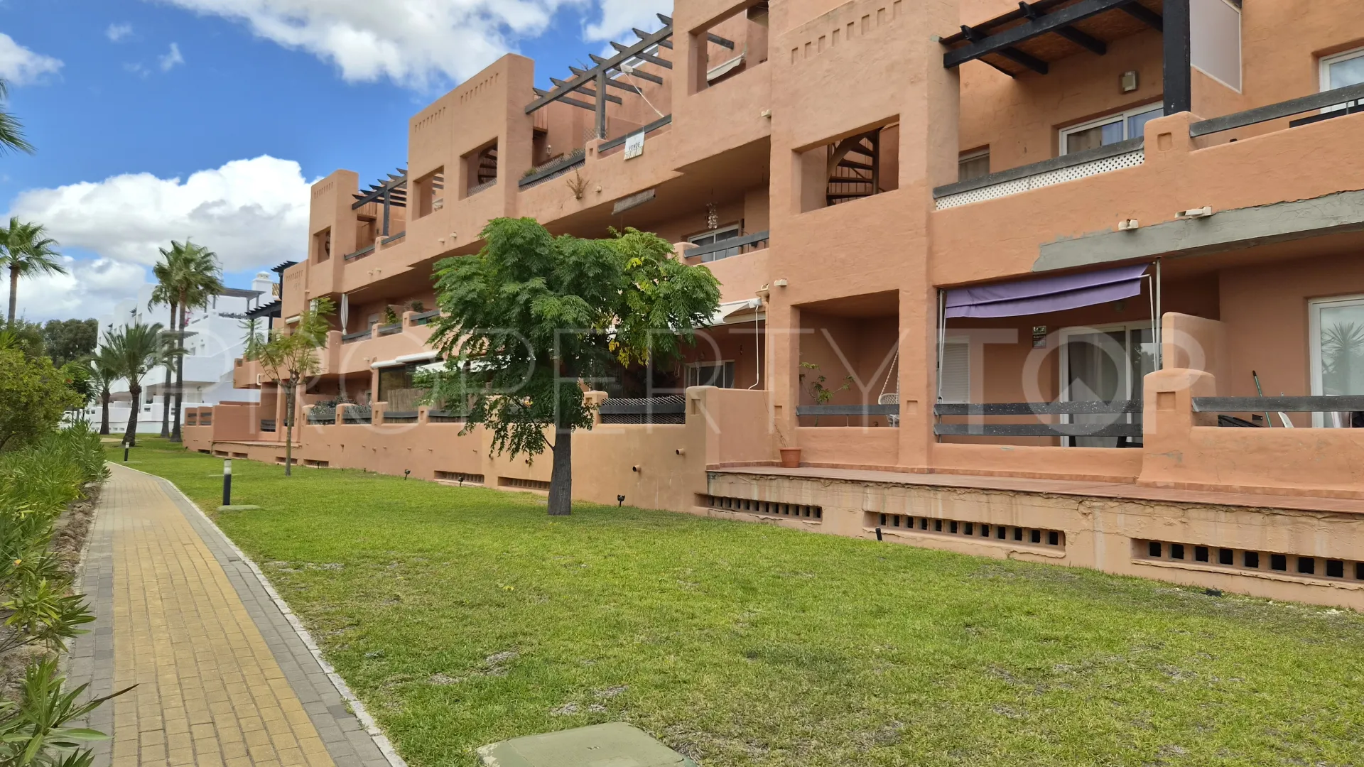 For sale ground floor apartment in Casares del Sol - Casares Golf with 2 bedrooms