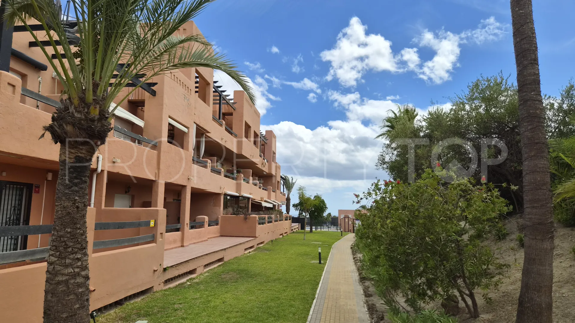 For sale ground floor apartment in Casares del Sol - Casares Golf with 2 bedrooms