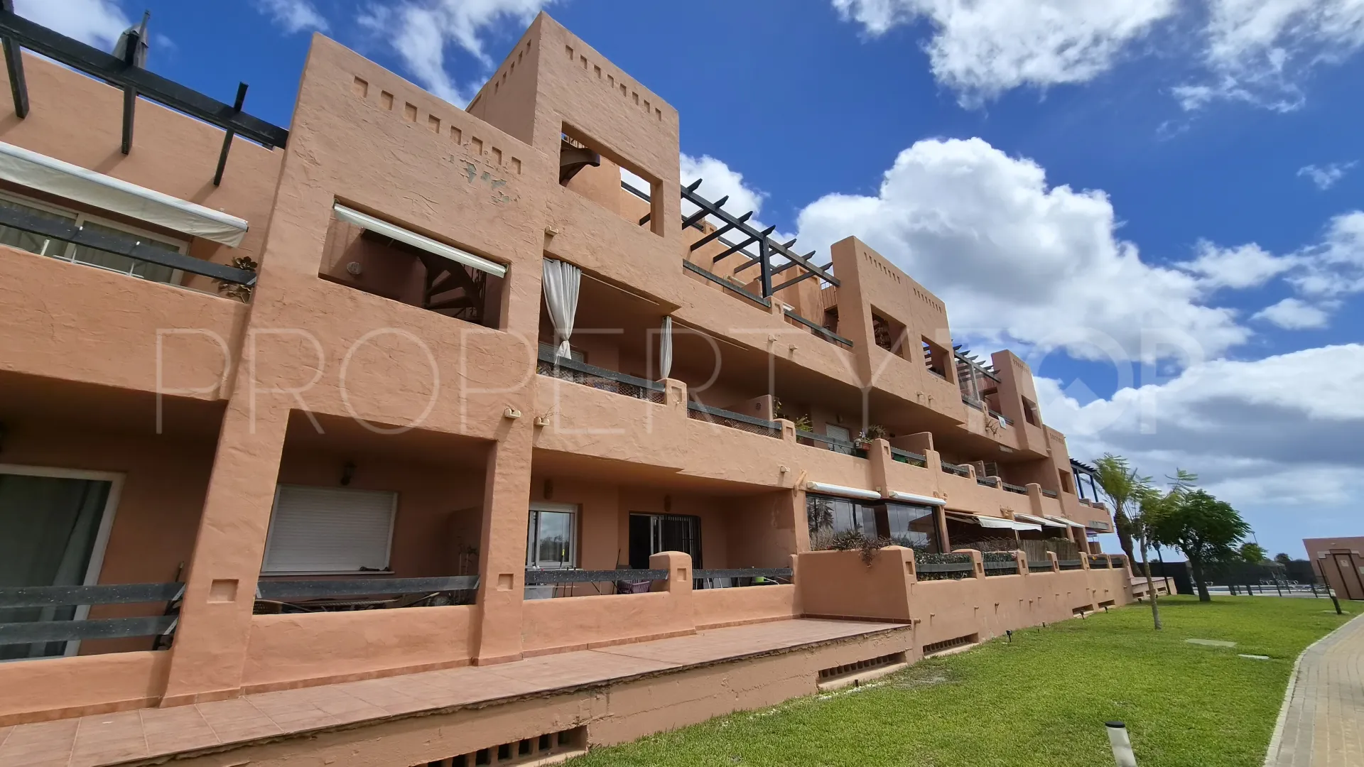 For sale ground floor apartment in Casares del Sol - Casares Golf with 2 bedrooms