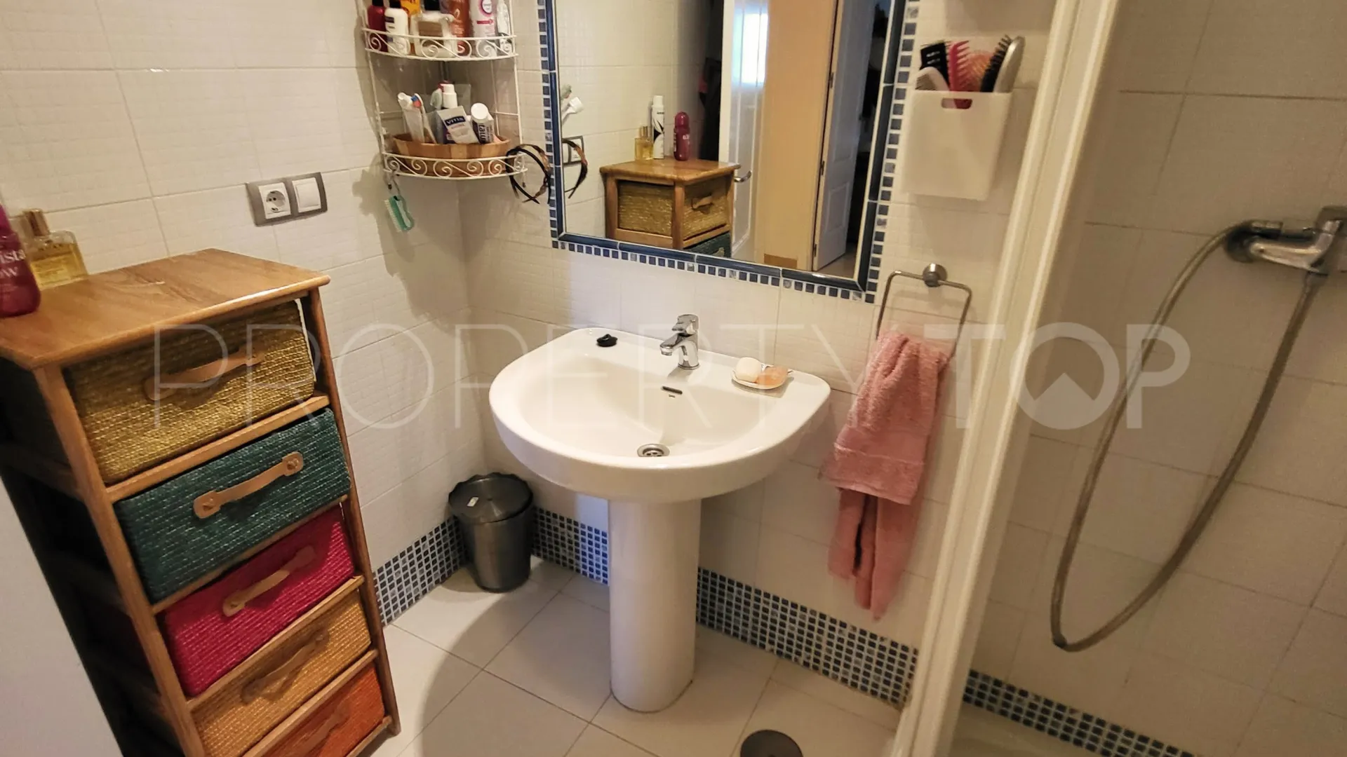 Se vende apartamento planta baja en La Noria IV con 3 dormitorios