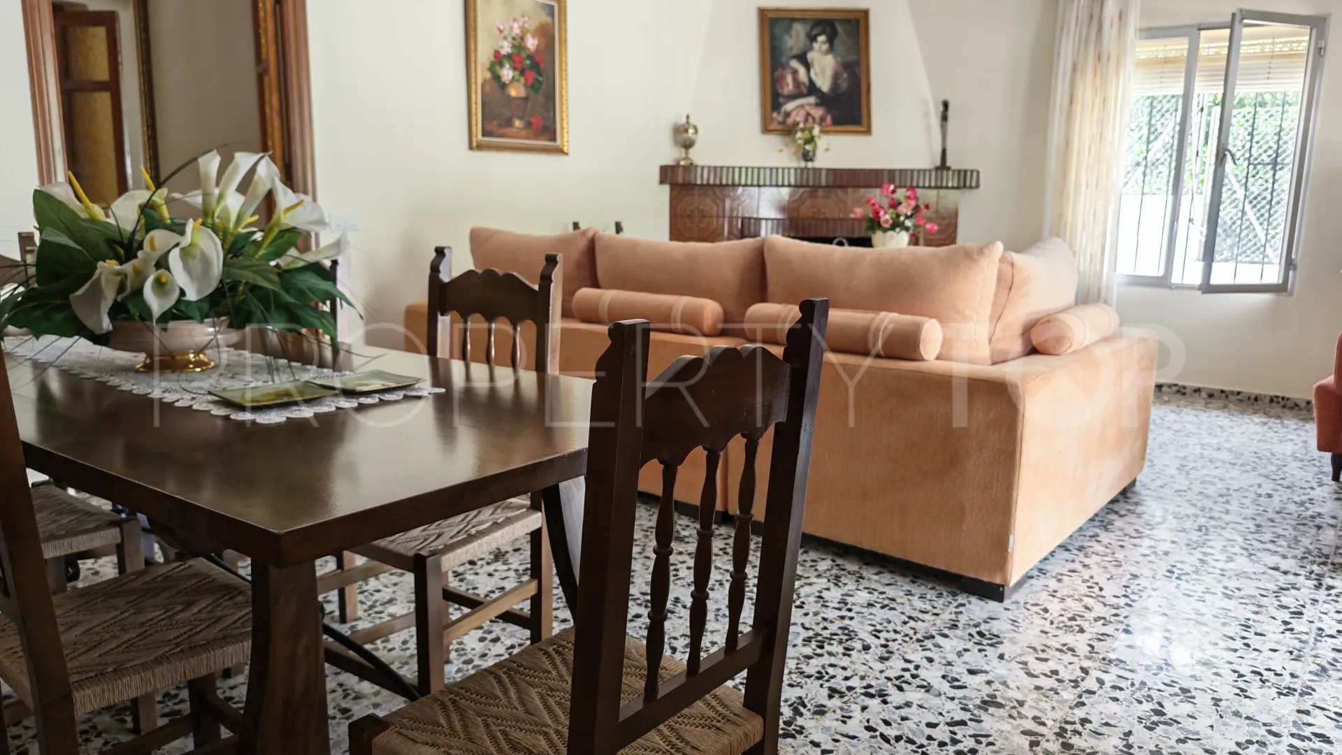 Villa for sale in El Velerin with 3 bedrooms