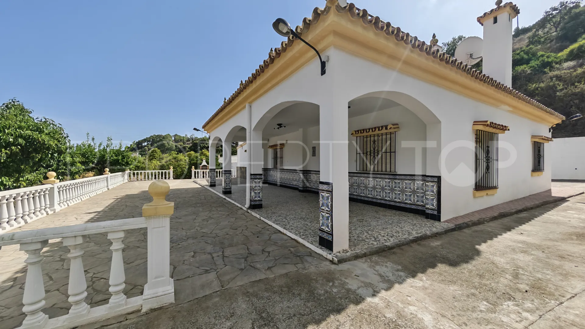 Villa for sale in El Velerin with 3 bedrooms