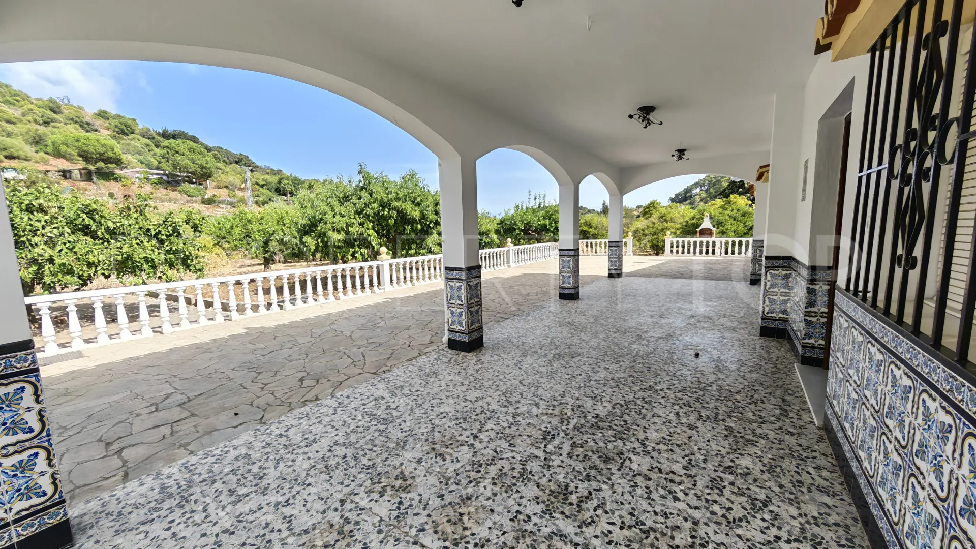 Villa for sale in El Velerin with 3 bedrooms