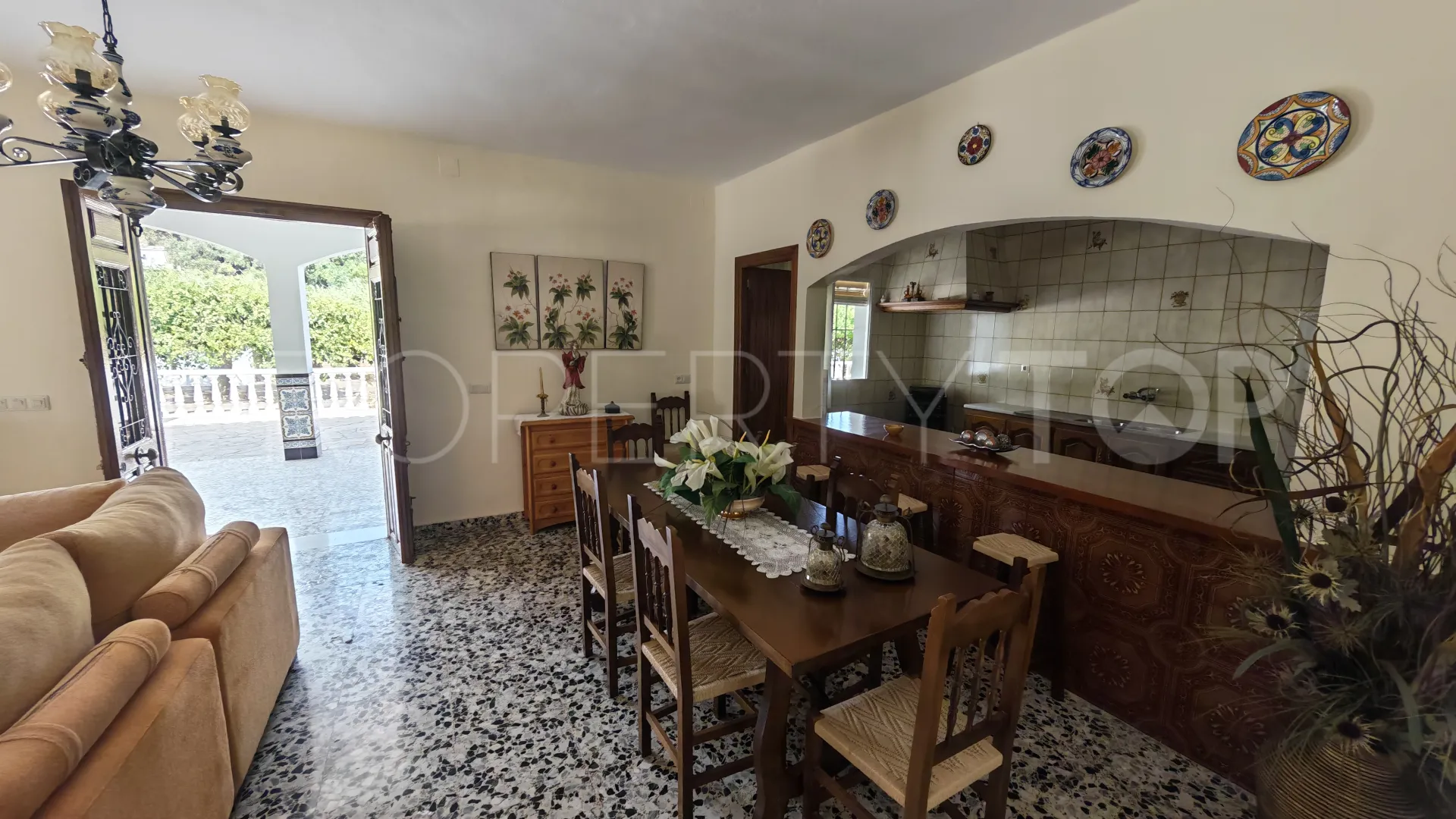 Villa for sale in El Velerin with 3 bedrooms