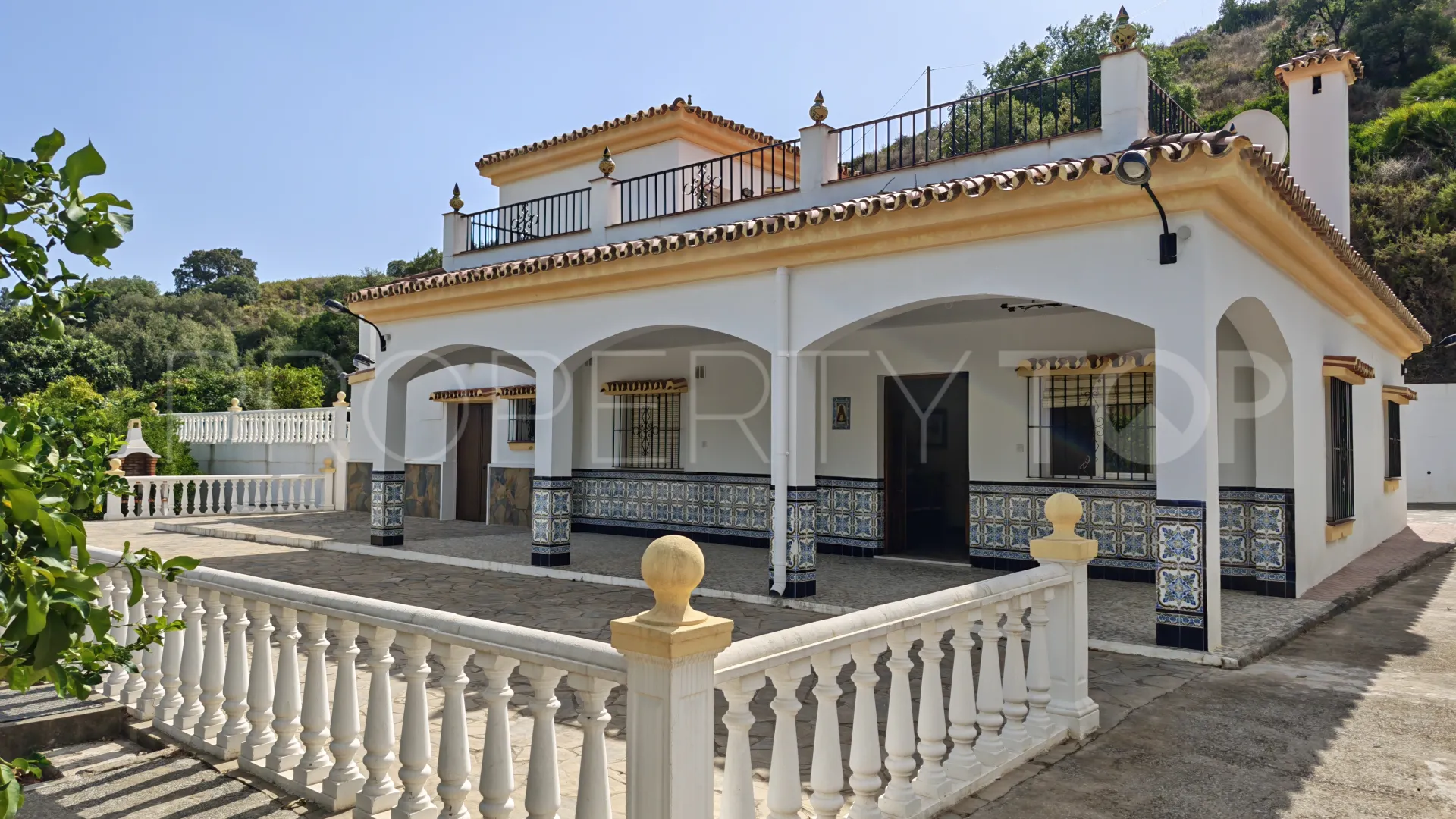 Villa for sale in El Velerin with 3 bedrooms