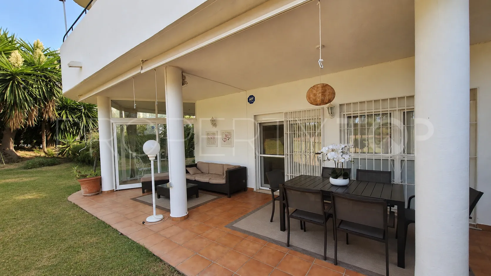 Comprar apartamento en Estepona Oeste