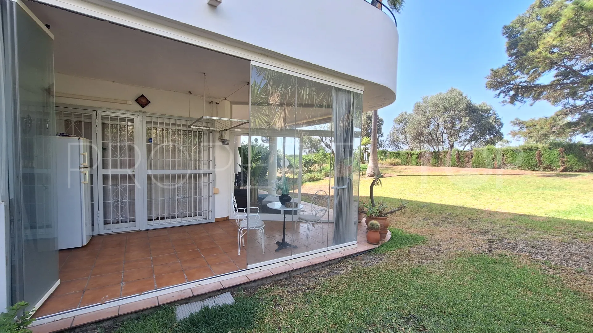 Comprar apartamento en Estepona Oeste