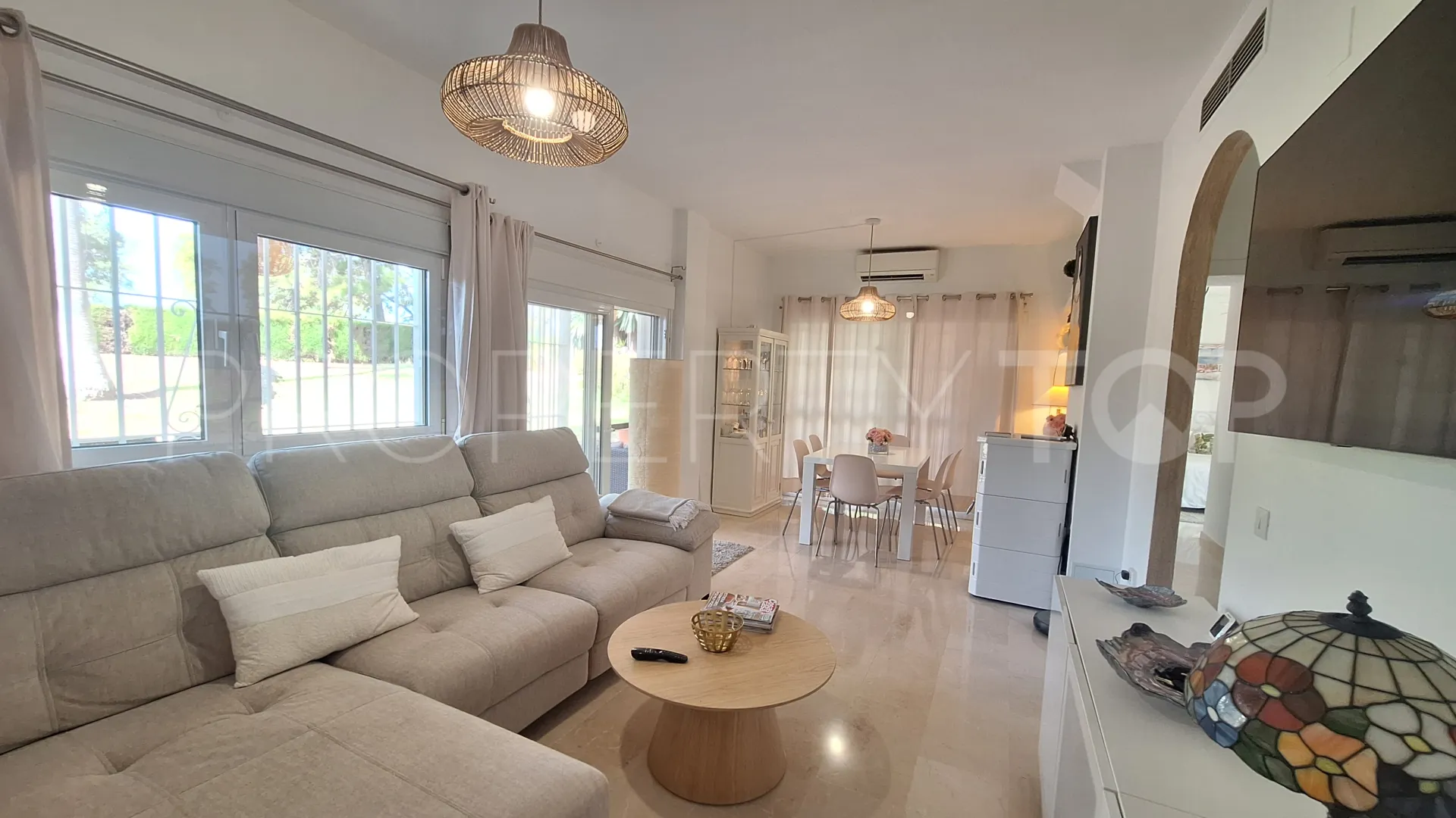Comprar apartamento en Estepona Oeste