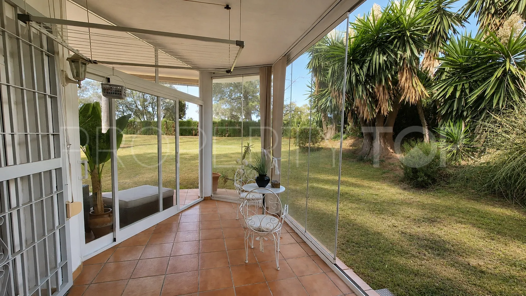 Comprar apartamento en Estepona Oeste