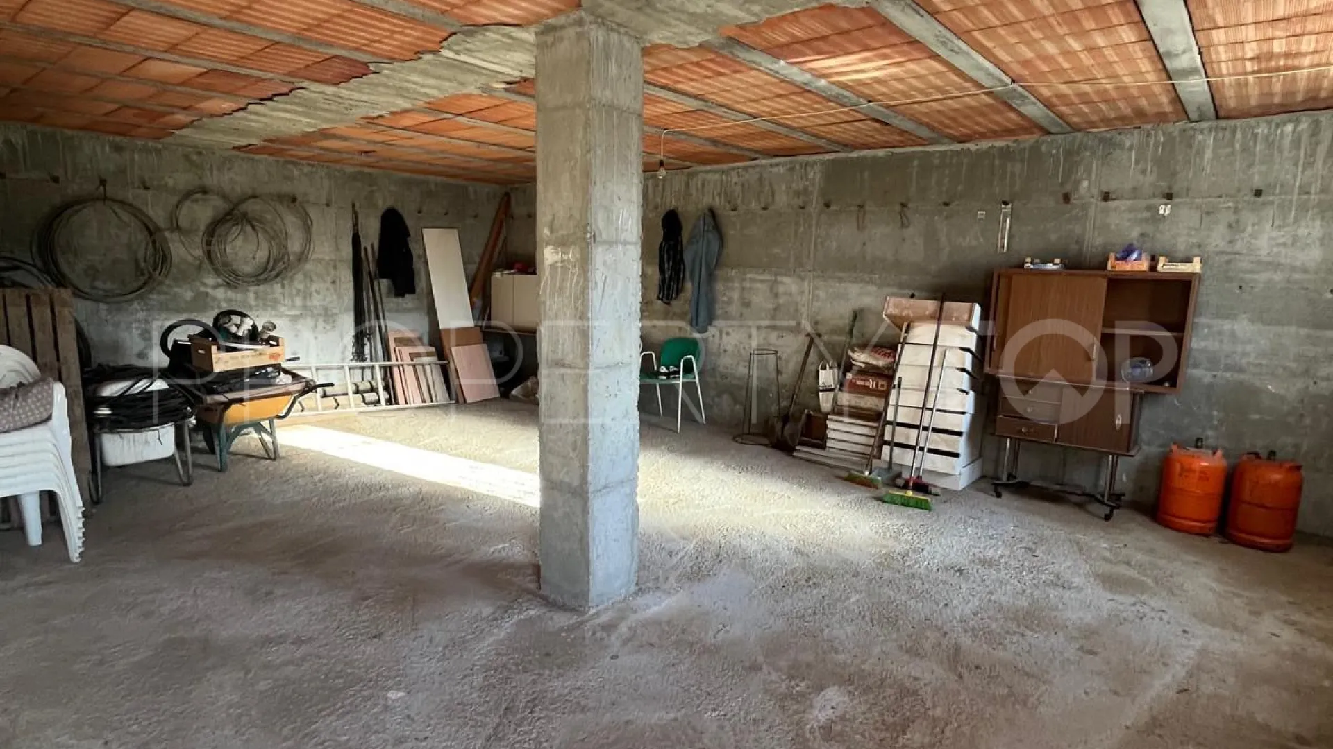 Country house in Guadalobon for sale