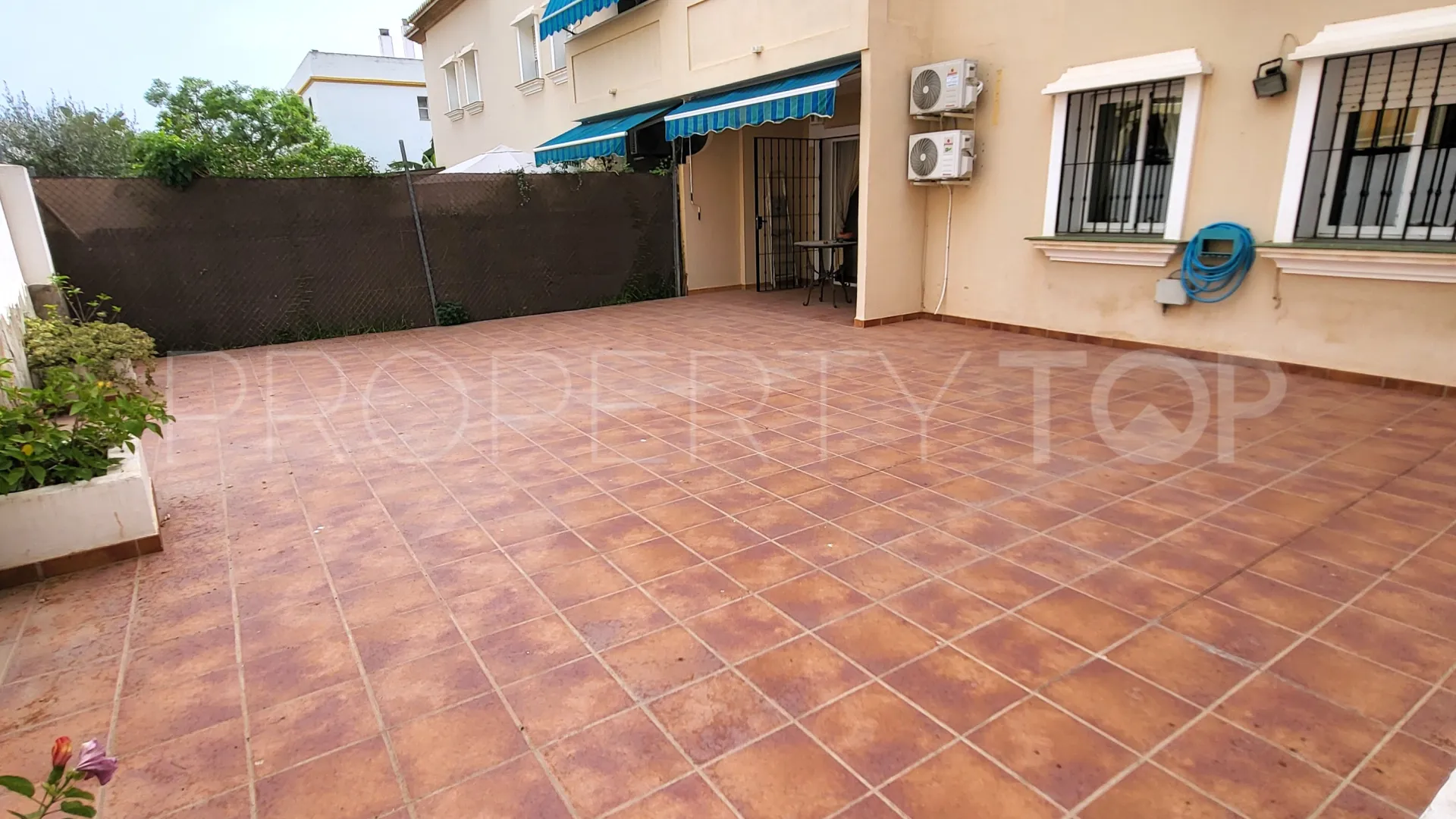 4 bedrooms Calvario ground floor apartment for sale