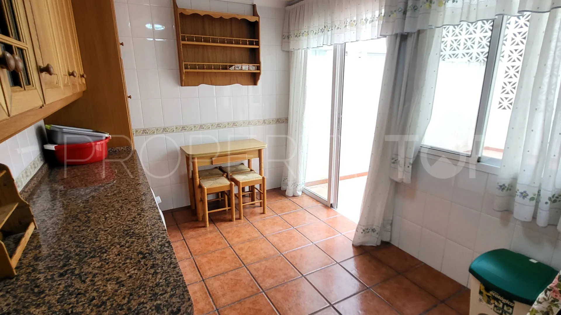 4 bedrooms Calvario ground floor apartment for sale
