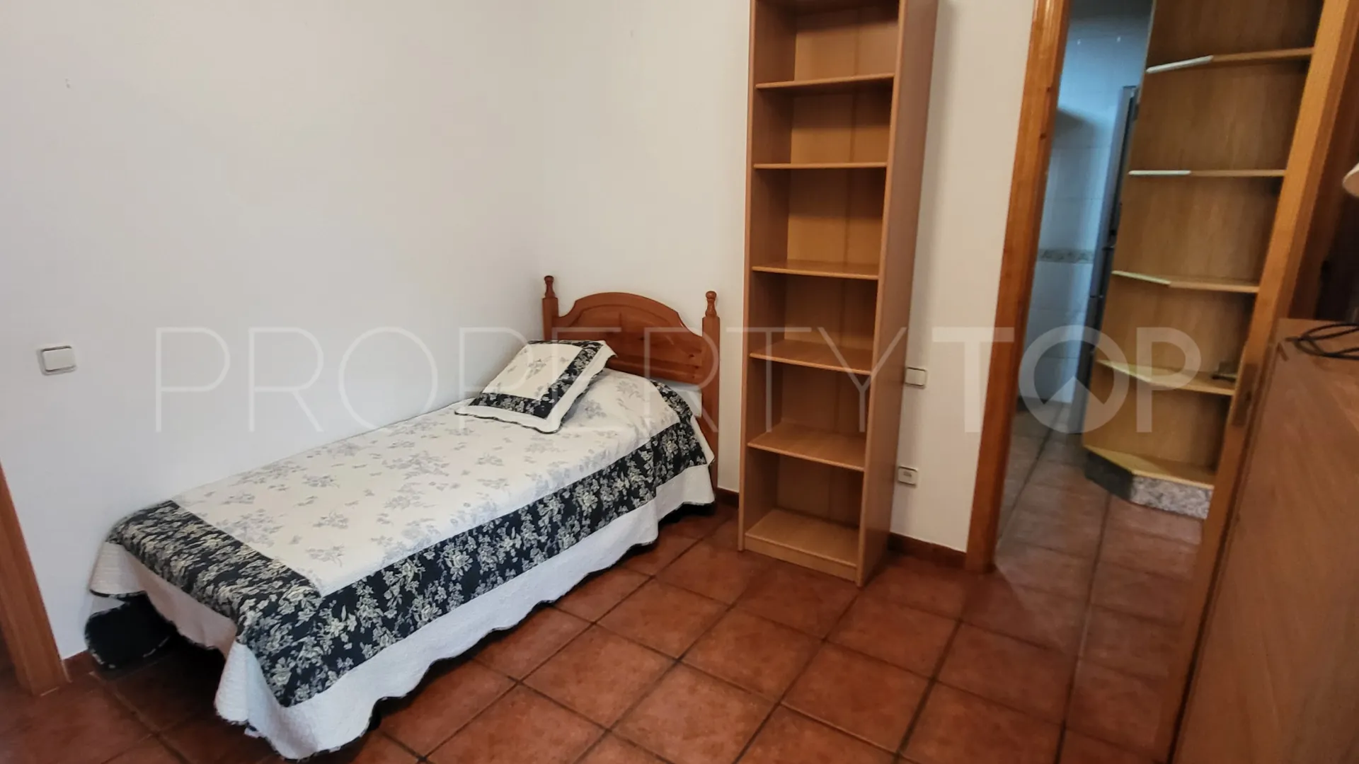 4 bedrooms Calvario ground floor apartment for sale