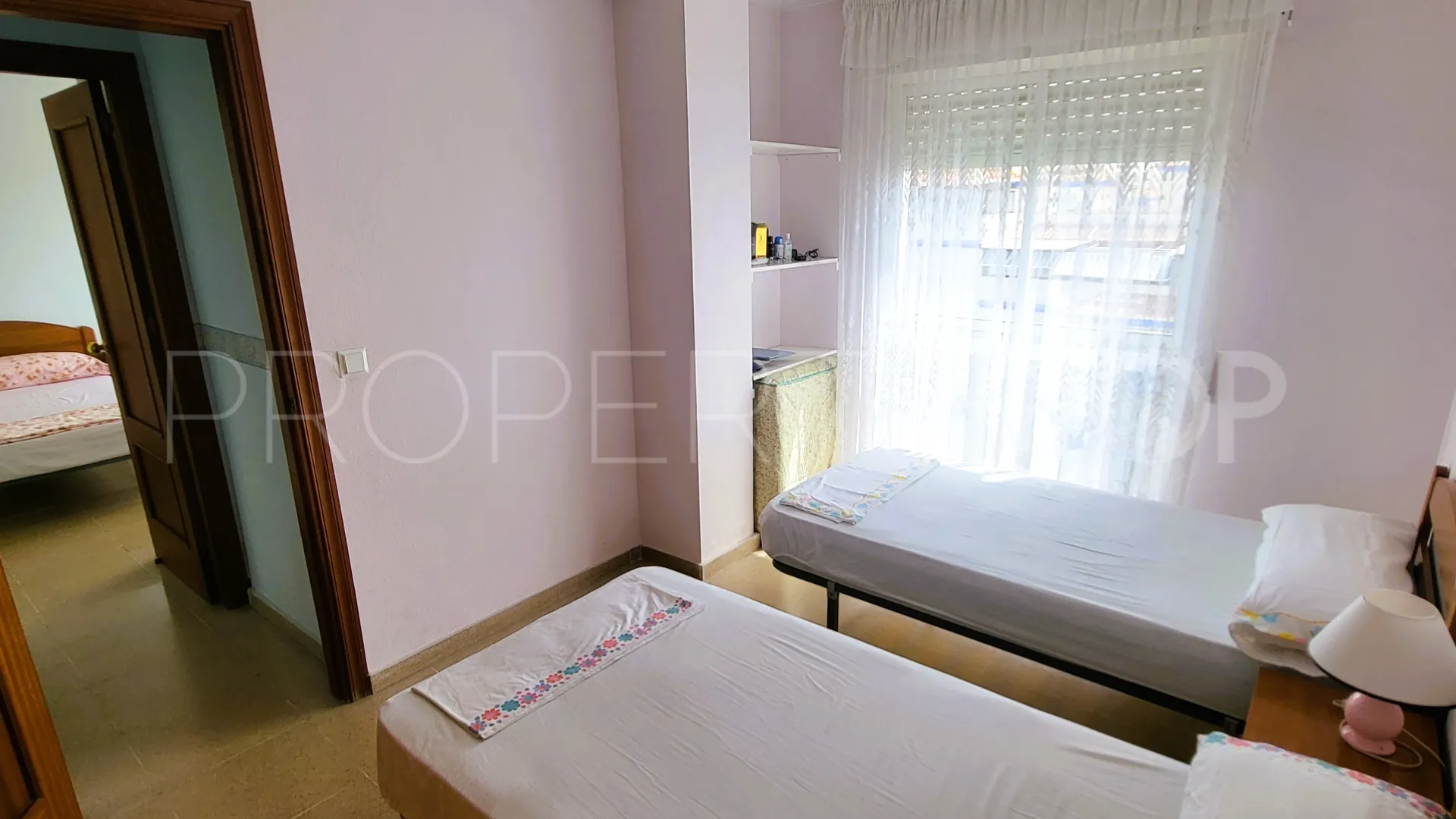 Apartment for sale in Avda de Andalucia - Sierra de Estepona with 3 bedrooms