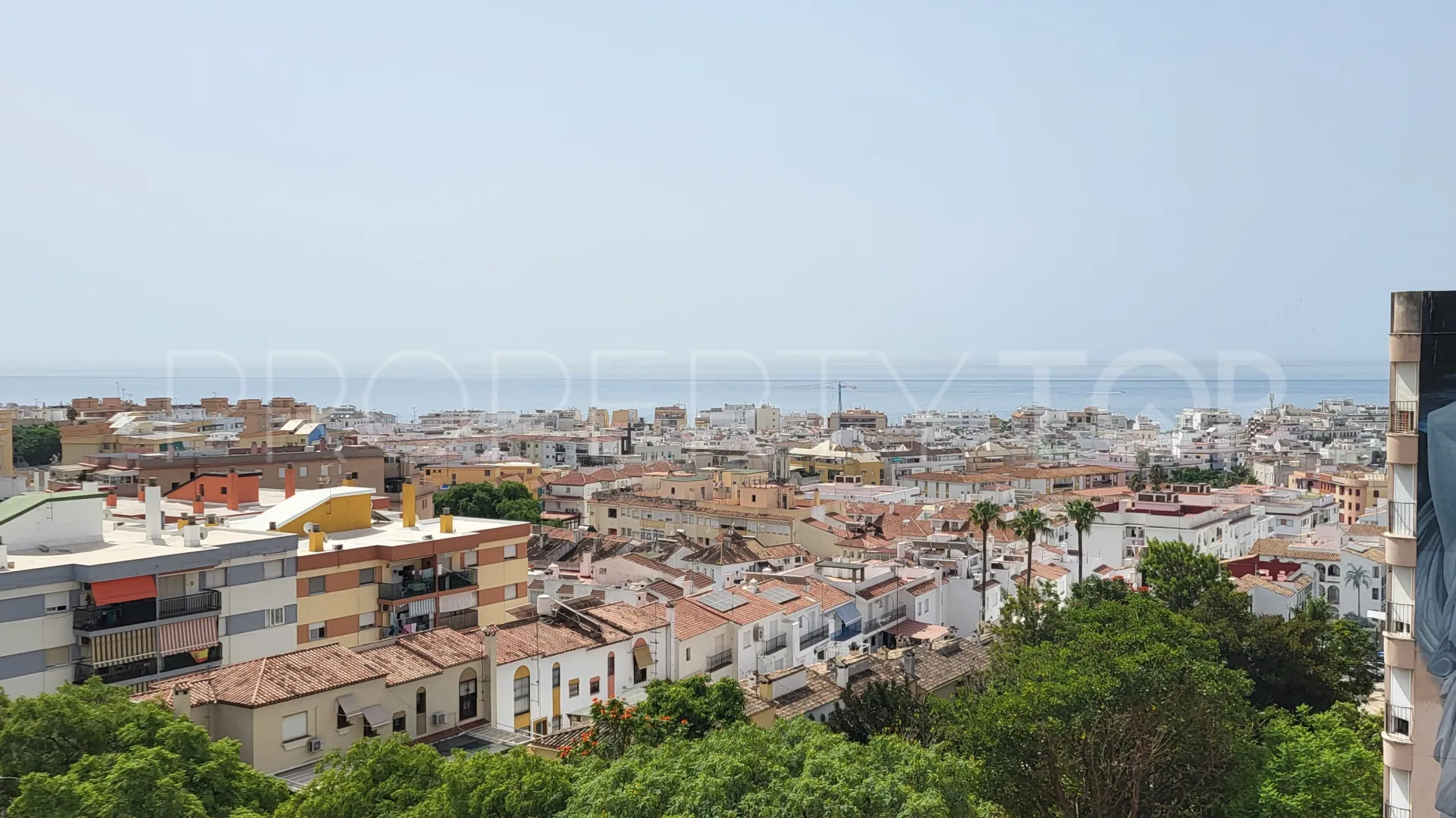 Apartment for sale in Avda de Andalucia - Sierra de Estepona with 3 bedrooms