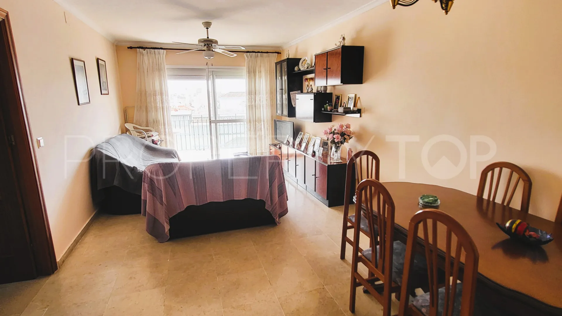 Apartment for sale in Avda de Andalucia - Sierra de Estepona with 3 bedrooms