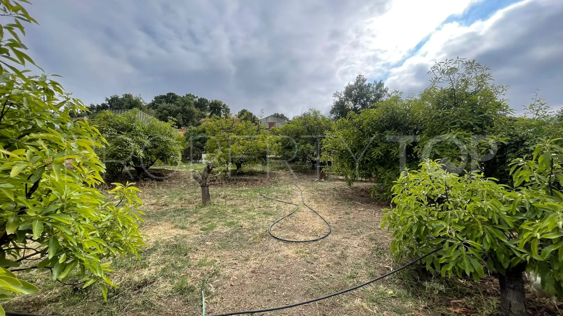 For sale plot in Los Reales - Sierra Estepona
