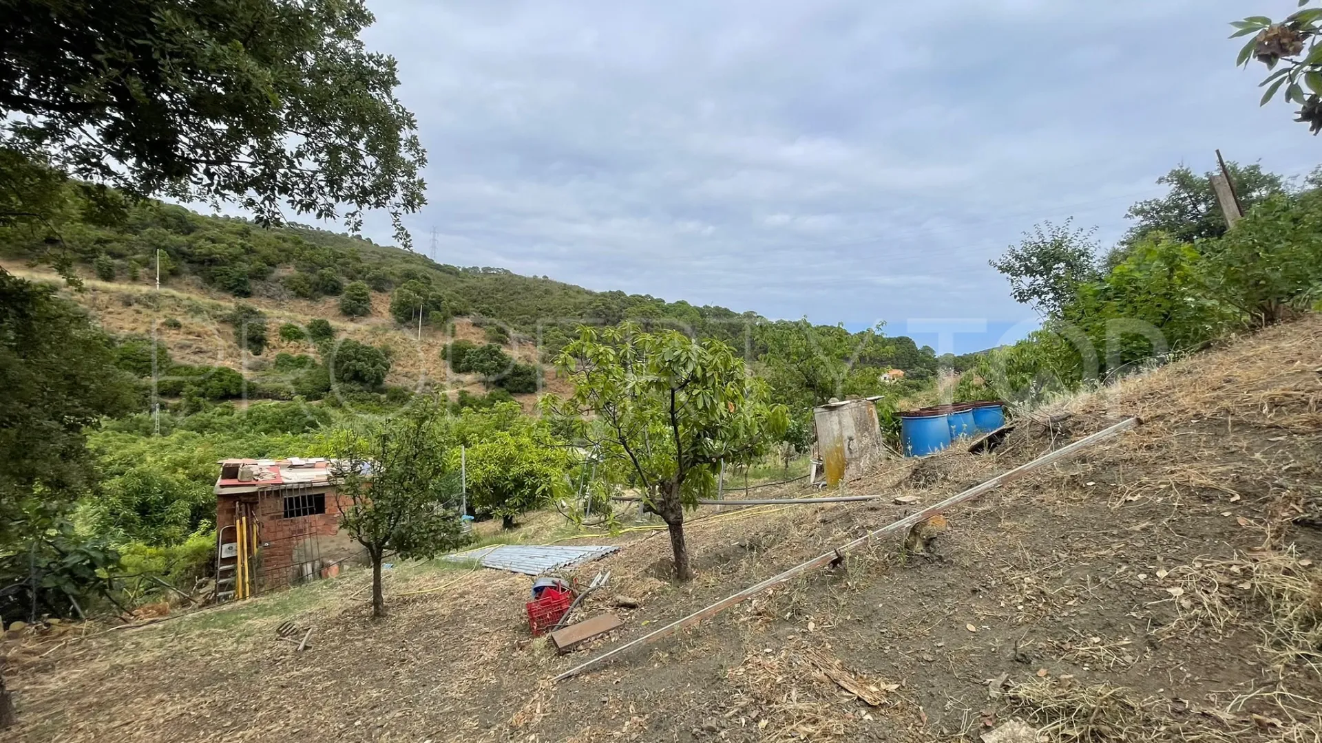 For sale plot in Los Reales - Sierra Estepona