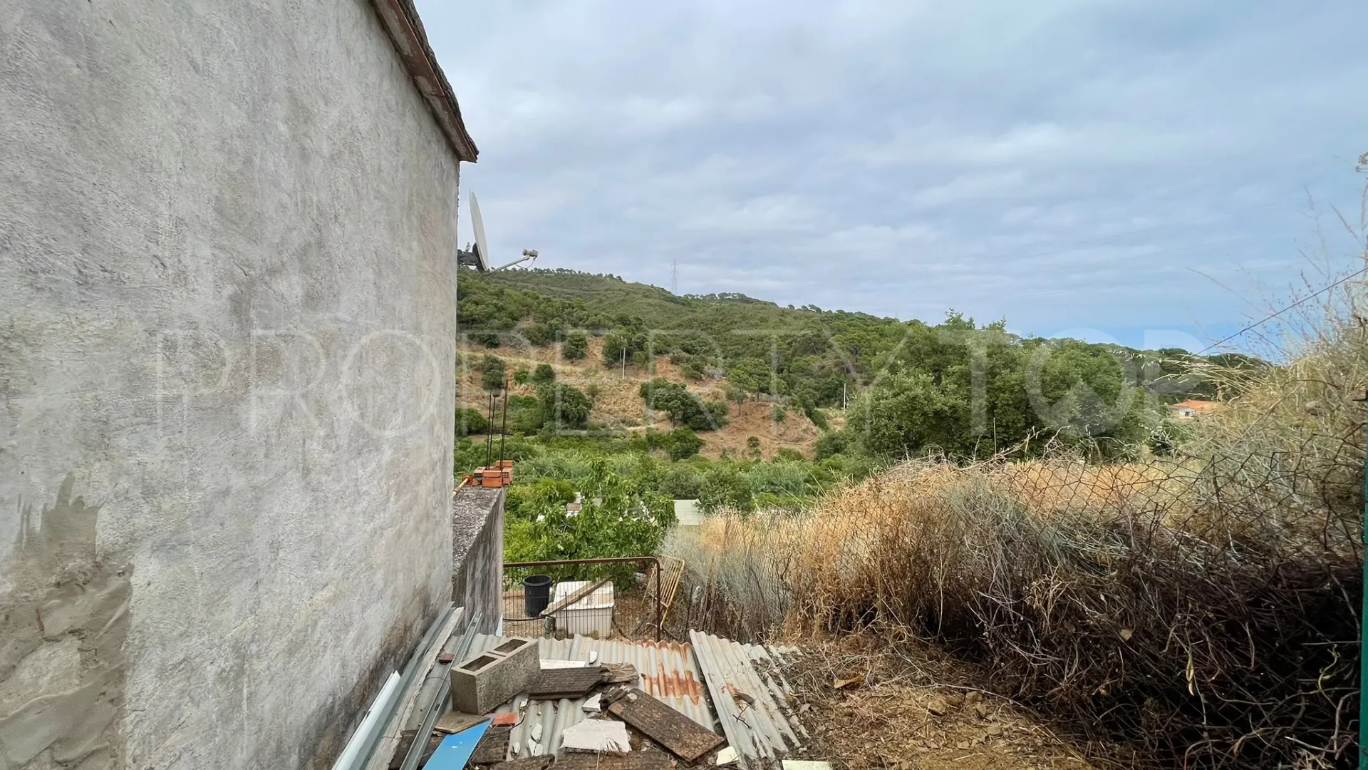 For sale plot in Los Reales - Sierra Estepona