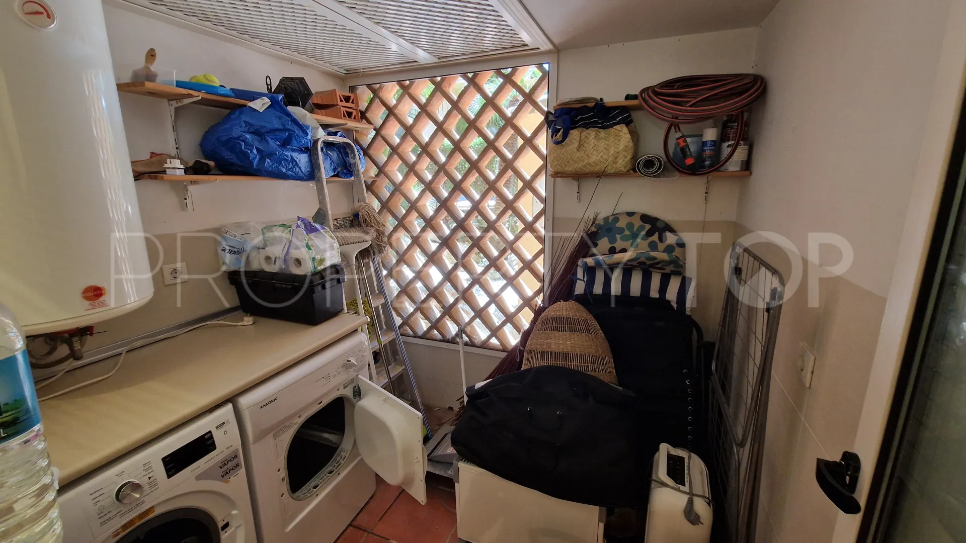 Apartamento planta baja con 2 dormitorios en venta en El Campanario