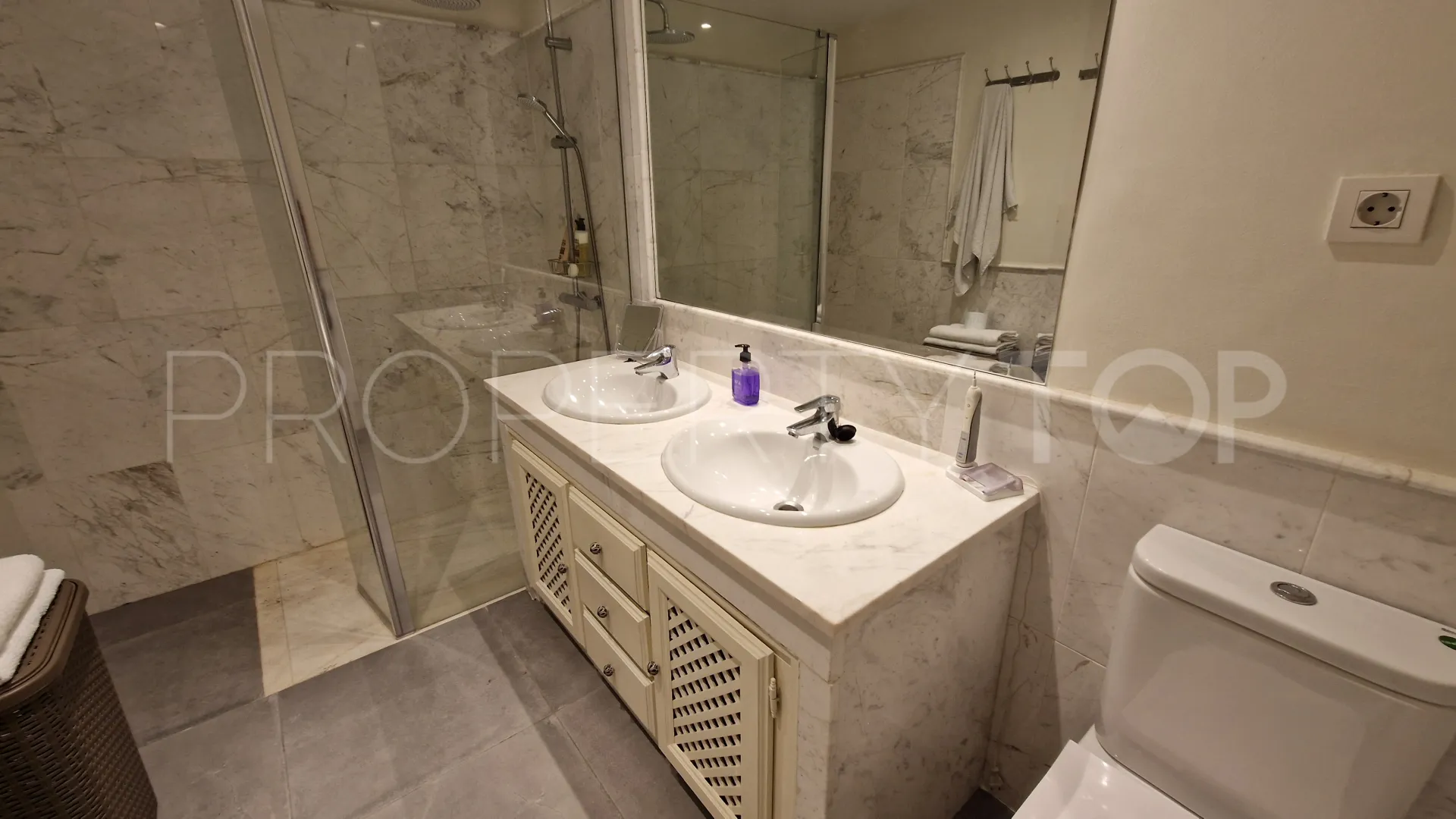Apartamento planta baja con 2 dormitorios en venta en El Campanario